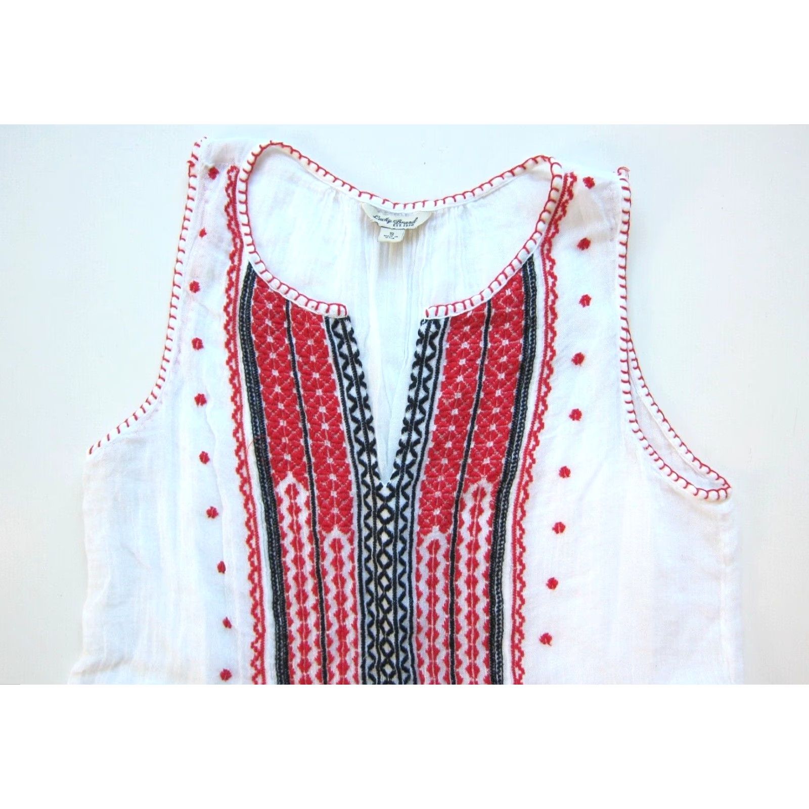 Lucky Brand Lucky Brand Blouse Sleeveless White 100% Cotton Embroidered S Women's V-Neck Size S / US 4 / IT 40 - 4 Thumbnail