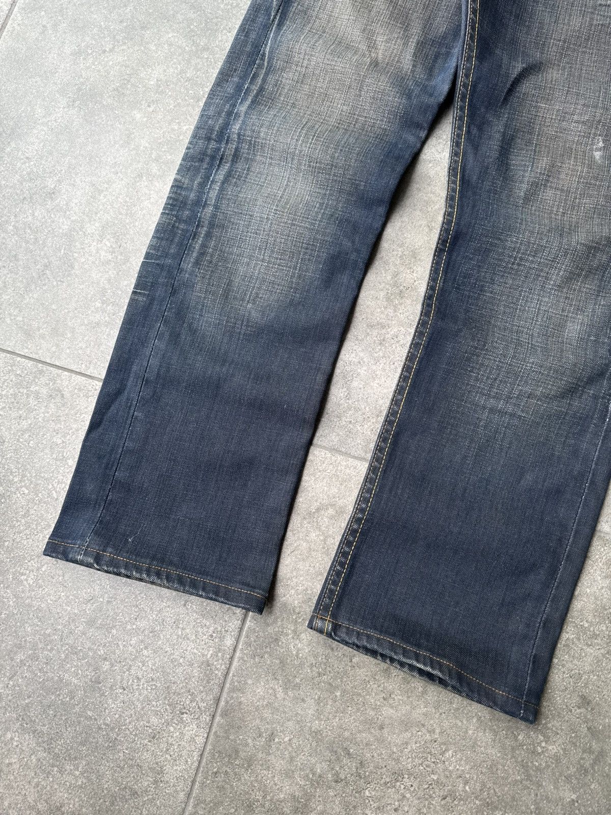 Levi's Vintage Levi’s Mud Washed Denim Jeans Y2K Avantgarde Japan Size US 28 / EU 44 - 7 Thumbnail
