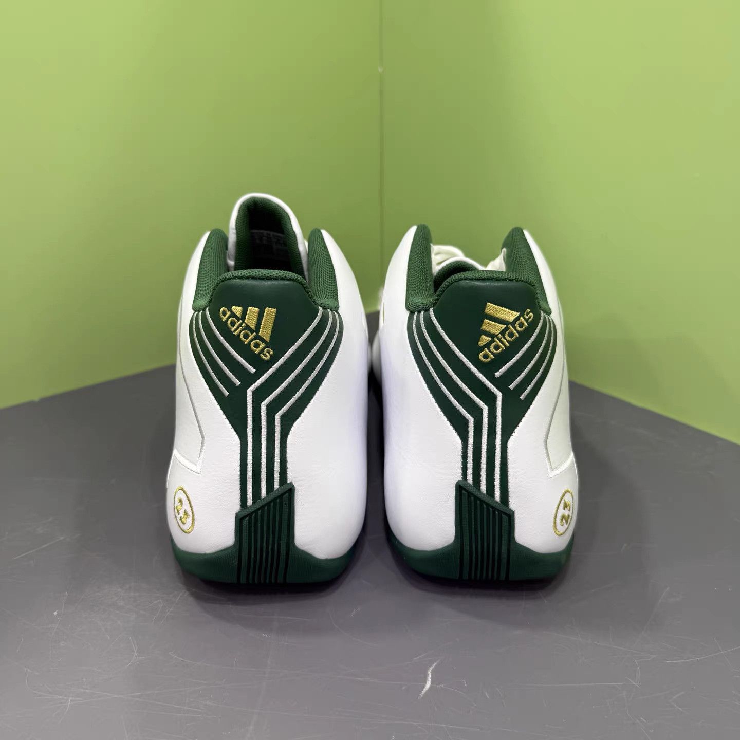 Adidas adidas T-Mac 1 Svsm Basketball Shoes K15 Size US 10 / EU 43 - 6 Thumbnail
