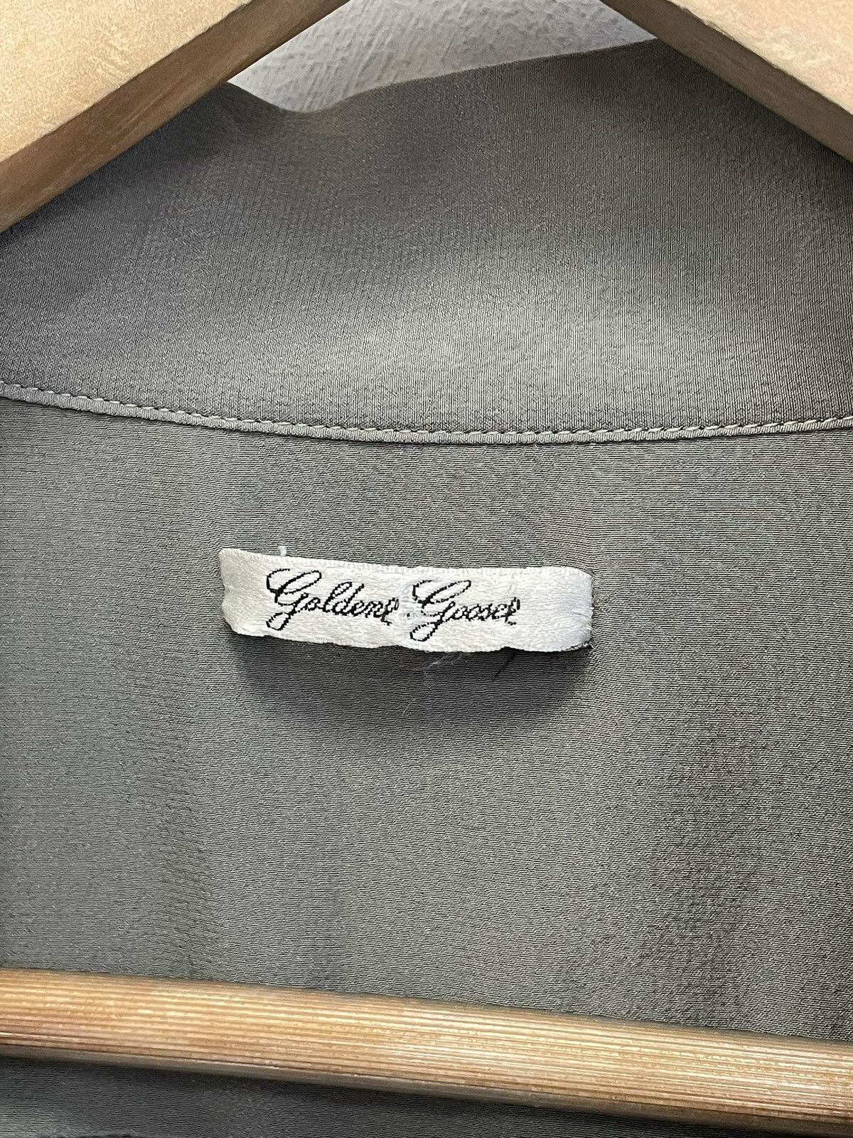 Golden Goose Golden Goose green silk tie-neck shirt minimalist Italy Size M / US 6-8 / IT 42-44 - 5 Thumbnail