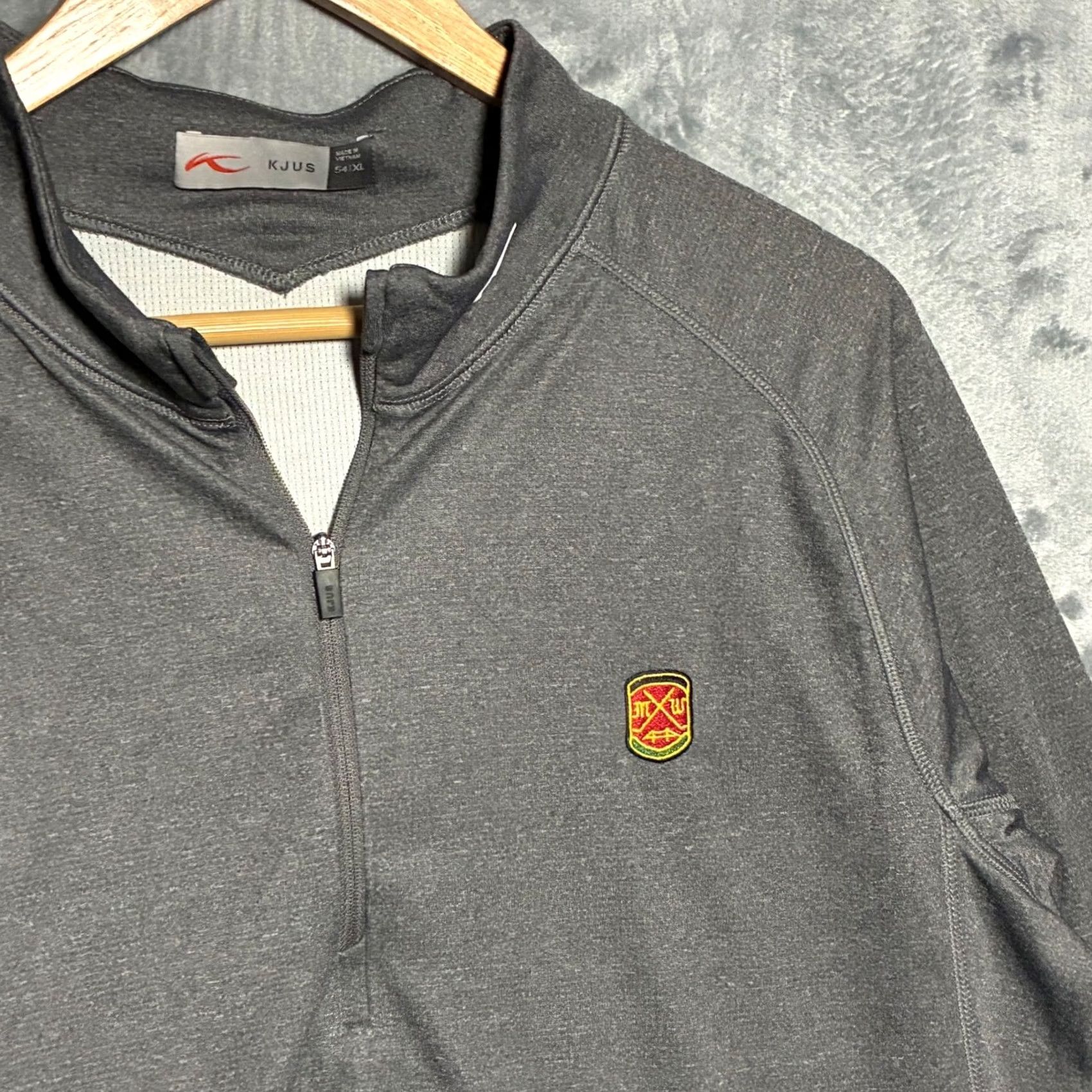 KJUS KJUS Pullover Shirt Gray 1/4 Zip Long Sleeve Men XL Athletic Golf Logo Crest Size US XL / EU 56 / 4 - 3 Thumbnail