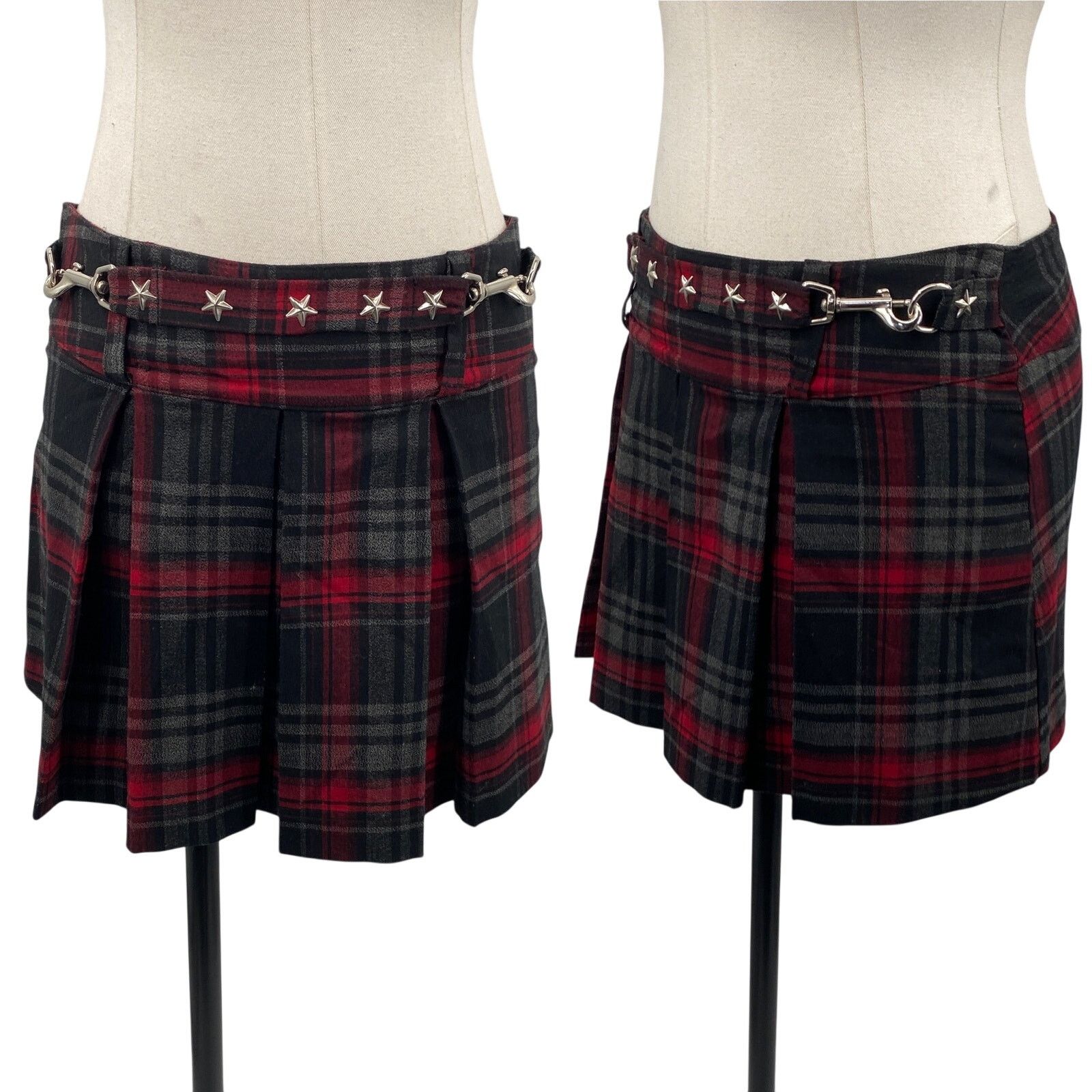 Vintage Vintage 90s Y2k Pleated Plaid Mini Skirt Chain Star Belt Red Size 25" / US 0 / IT 36 - 1 Thumbnail