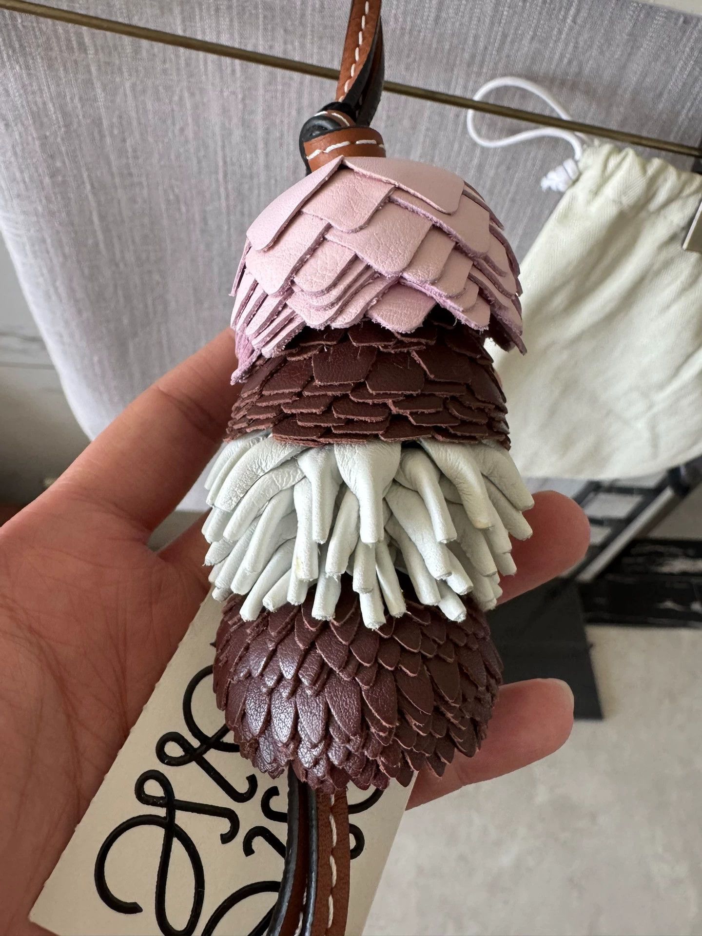 Loewe LOEWE four pinecone charm new with tags Size ONE SIZE - 4 Thumbnail