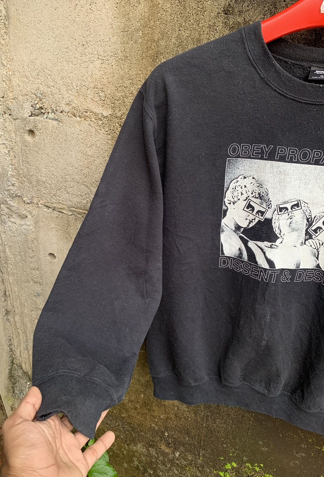 Japanese Brand × Obey Y2K OBEY PROPAGANDA DISSENT AND DESIRE SWEATSHIRT Size US M / EU 48-50 / 2 - 3 Thumbnail