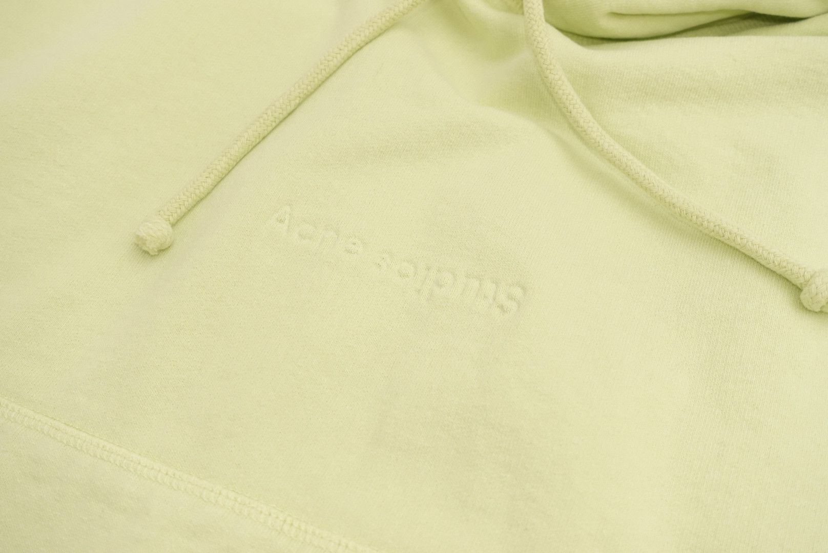 Acne Studios Acne Studios Joghy Emboss Green Cropped Hoodie Sweatshirt Size XS / US 0-2 / IT 36-38 - 3 Thumbnail