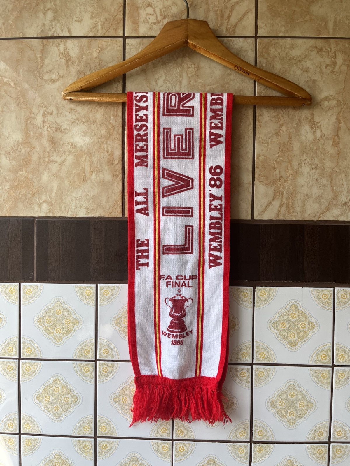 Vintage Vintage rare FC Liverpool 1986 FA Cup scarf Size ONE SIZE - 1 Thumbnail