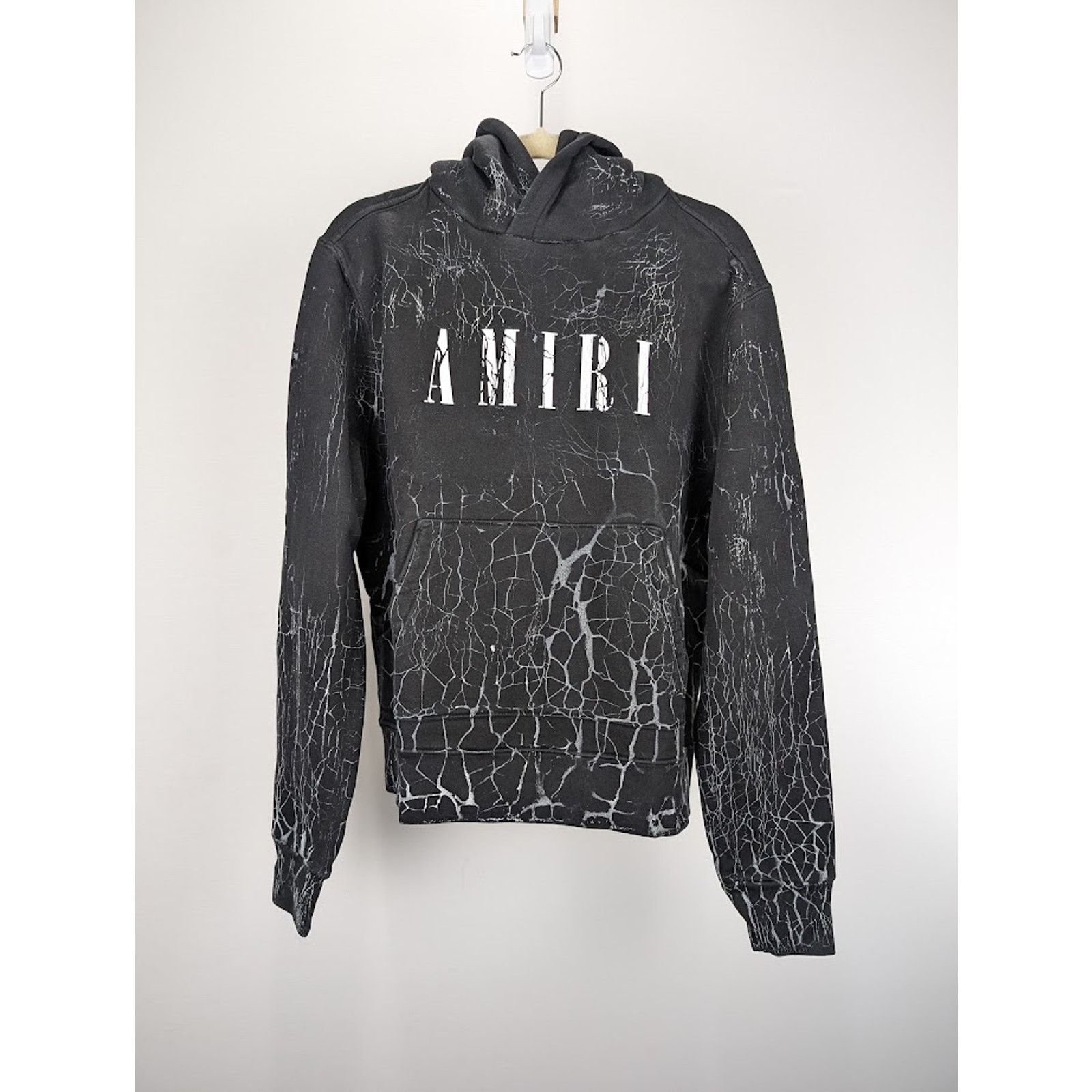 Amiri o1rshd1 Q:3 / Cracked Dye Core Logo Hoodie in Black Size US M / EU 48-50 / 2 - 2 Thumbnail
