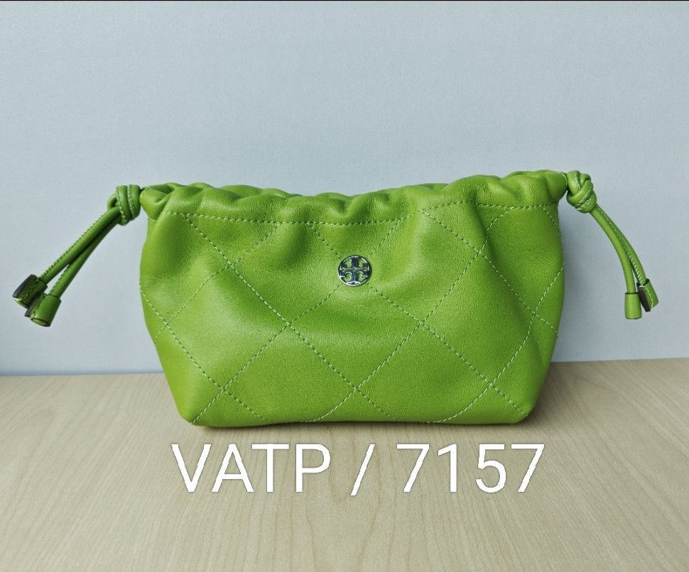 Tory Burch Willa Quilted Drawstring bag Free Shipping VATP/7157 Size ONE SIZE - 13 Thumbnail