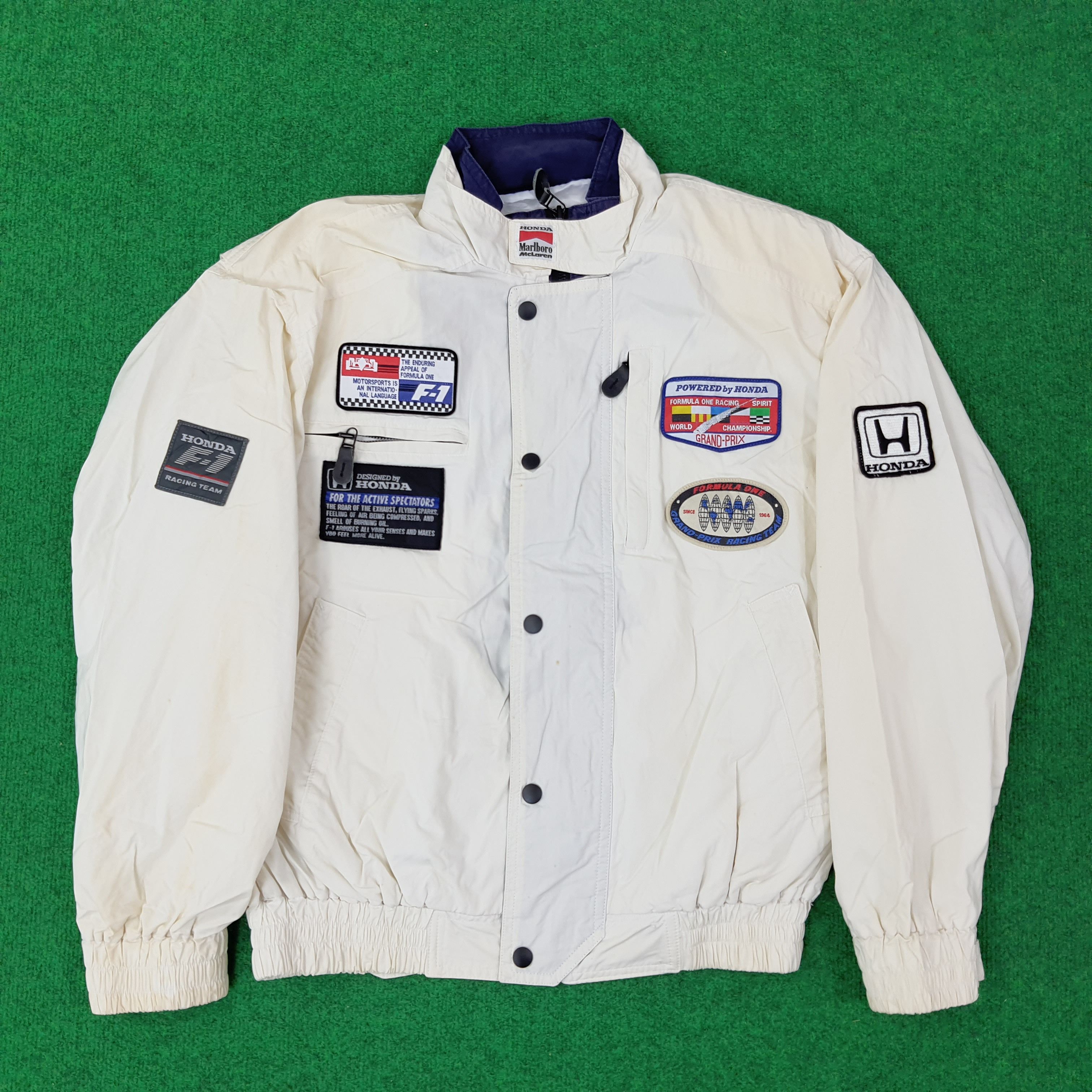 Honda Vintage HONDA F1 Japan Motorsports Racing Jacket C246N20 Size US L / EU 52-54 / 3 - 1 Thumbnail