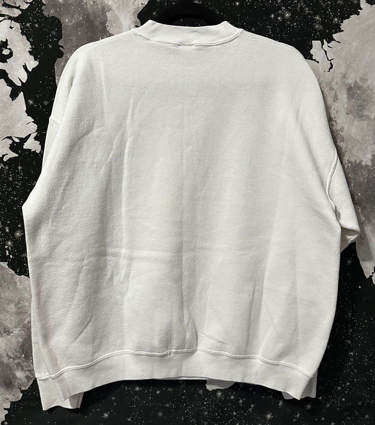 Fruit Of The Loom Friends Television Sitcom Crewneck Sweatshirt Size US XL / EU 56 / 4 - 9 Thumbnail