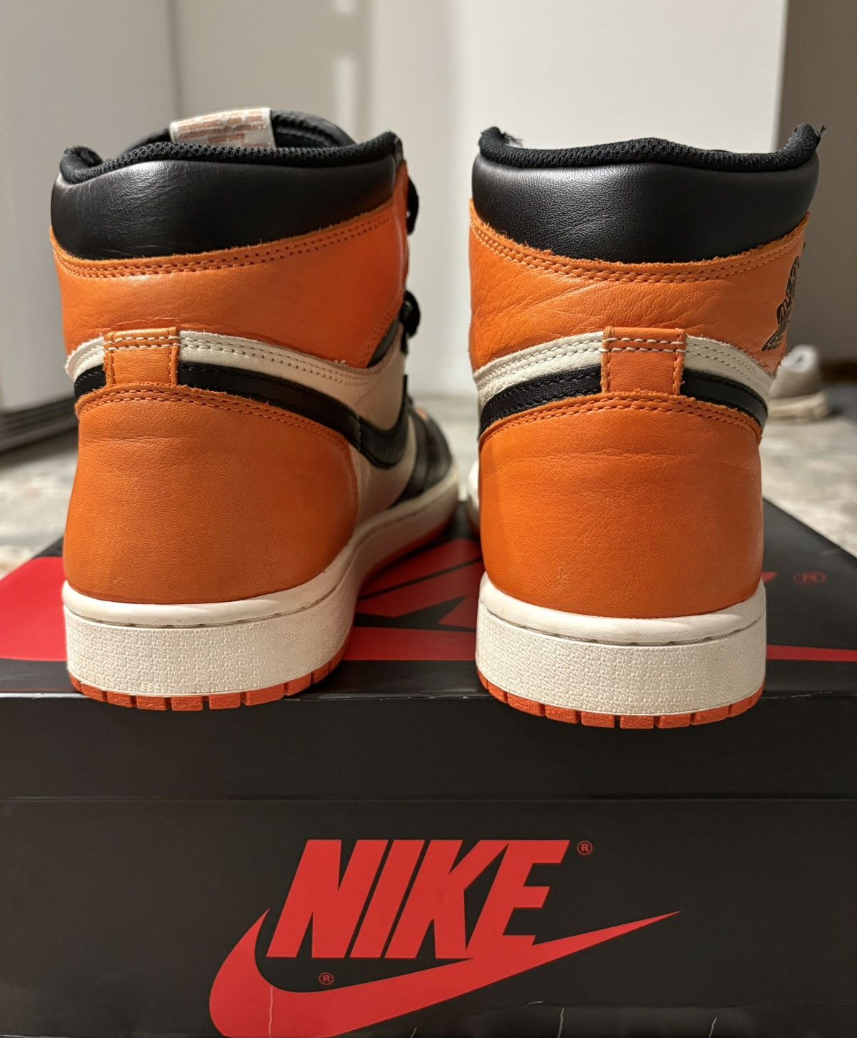 Jordan Brand Air Jordan 1 Shattered Backboard (2015) Size US 10 / EU 43 - 5 Thumbnail