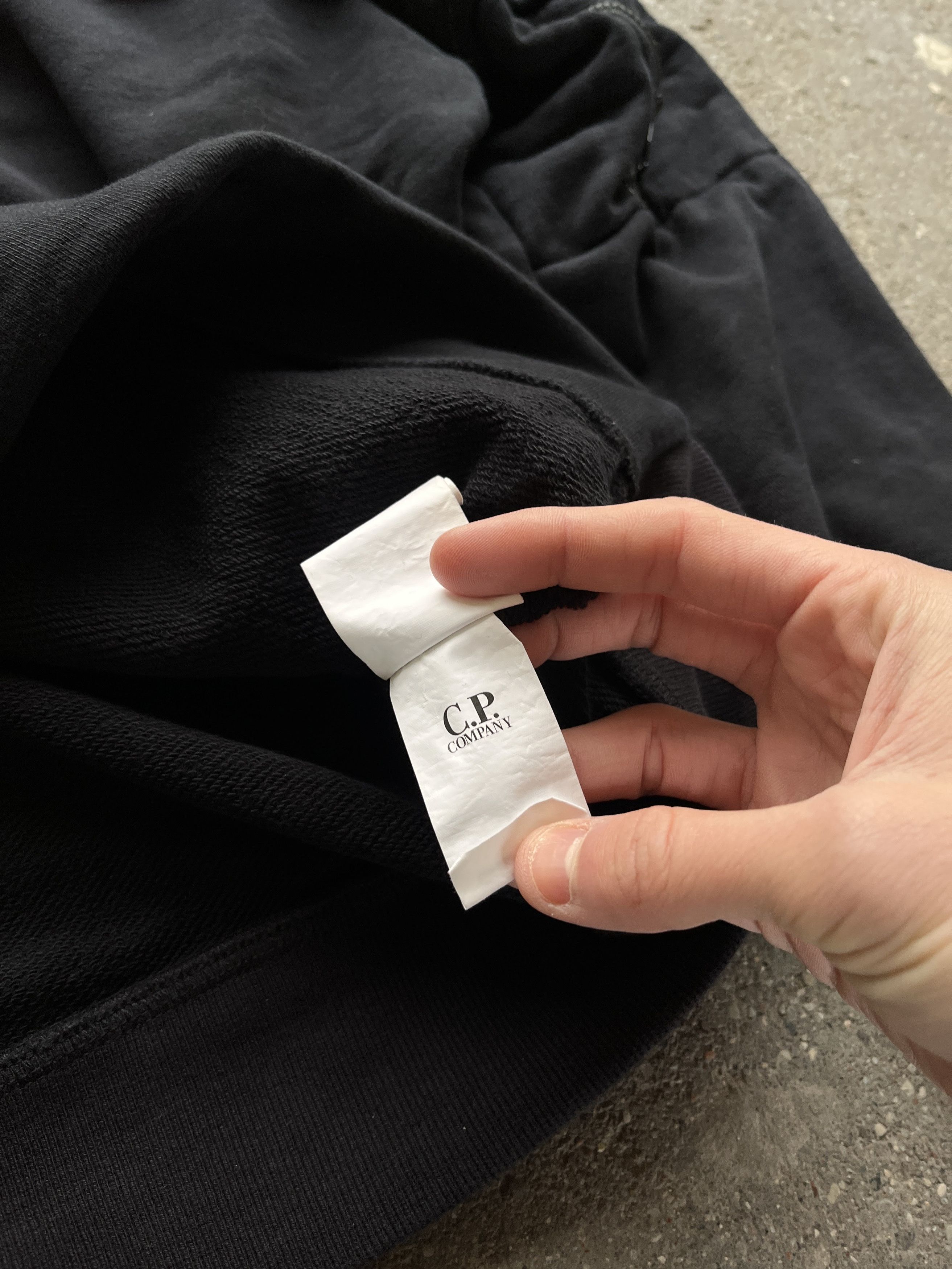 C.P. Company C.P. Company black zip hoodie archive Size US L / EU 52-54 / 3 - 7 Thumbnail