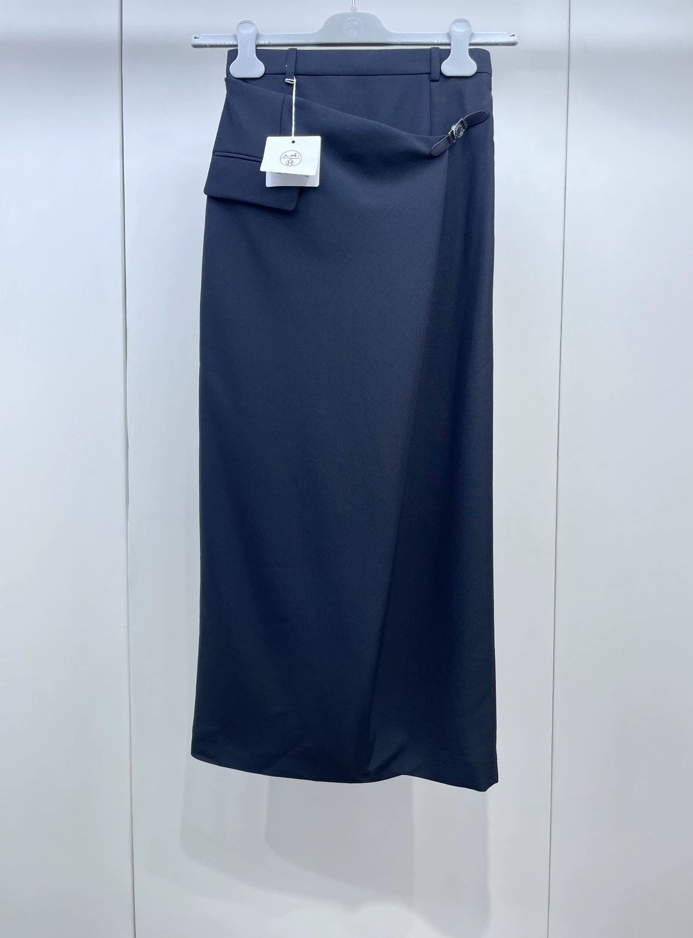 Hermes Hermes 2024 SS Runway Navy Skirt Size US 34 / EU 50 - 1 Thumbnail