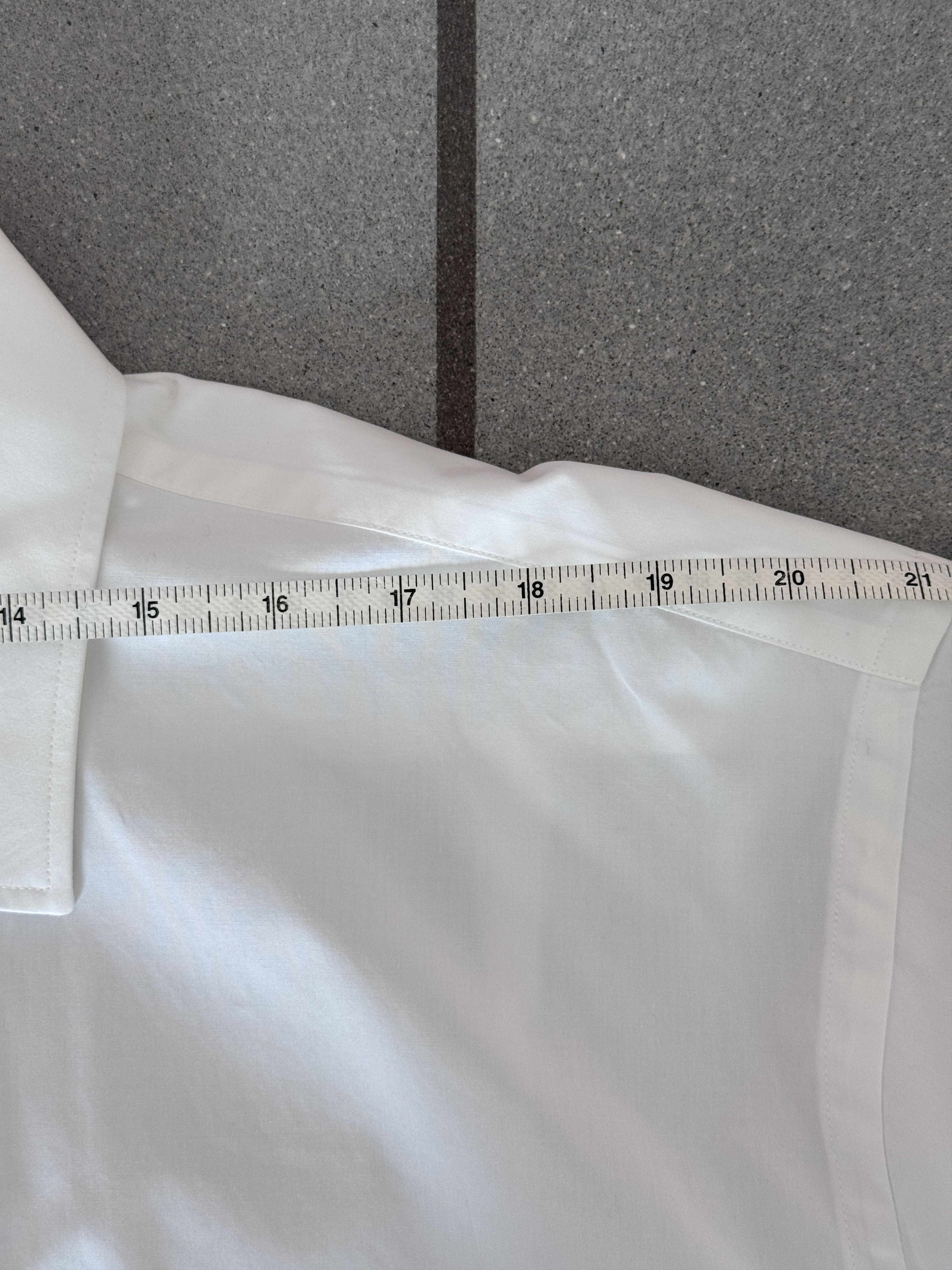 Hickey Freeman HICKEY FREEMAN - Ivory classic LS shirt Size US XL / EU 56 / 4 - 7 Thumbnail