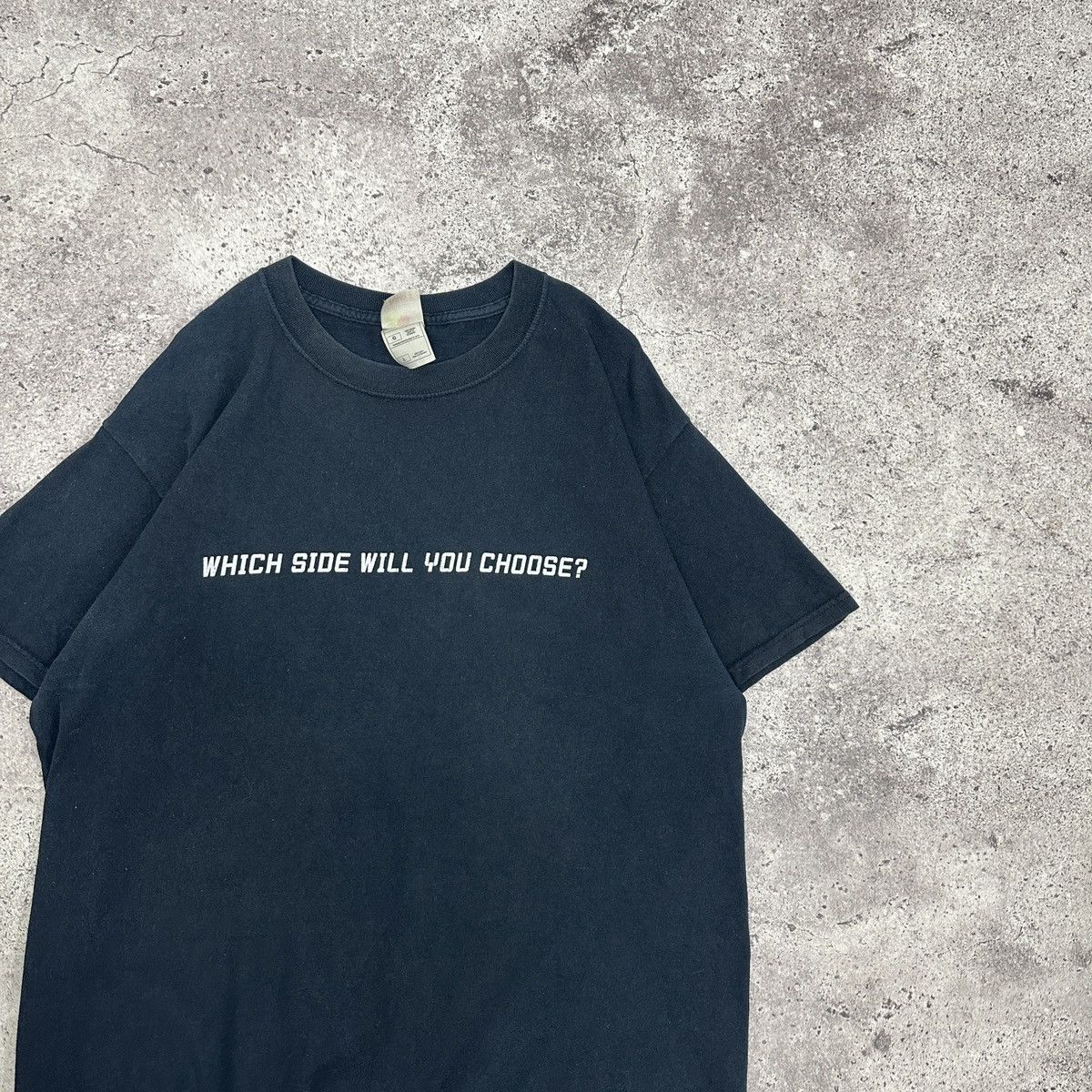 DC Comics Vintage 00s Mortal Kombat vs DC Universe Batman tee y2k Game Size US L / EU 52-54 / 3 - 4 Thumbnail