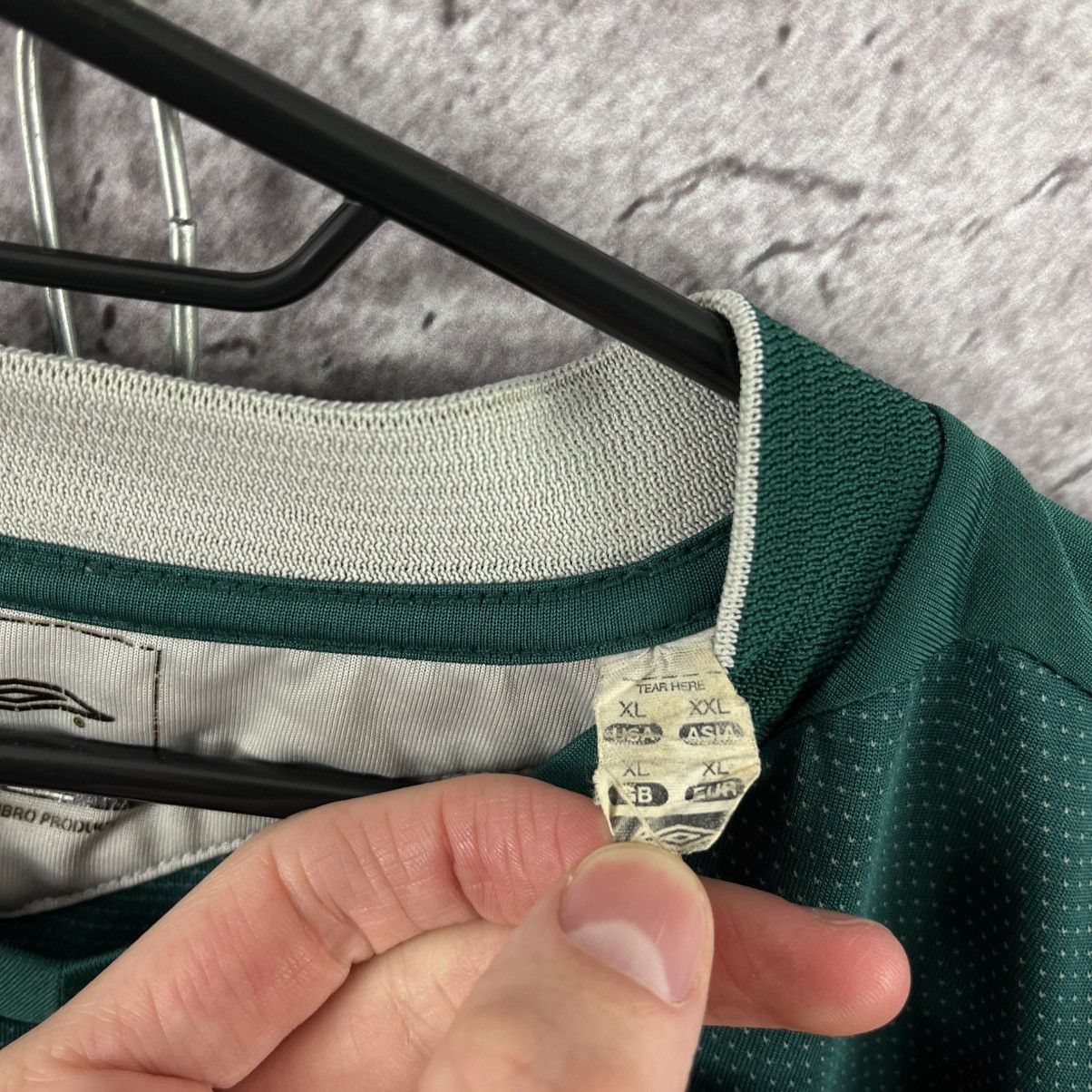 Other Umbro Celtic 2004/2005 Away Soccer Jersey Size XL Size US XL / EU 56 / 4 - 12 Thumbnail