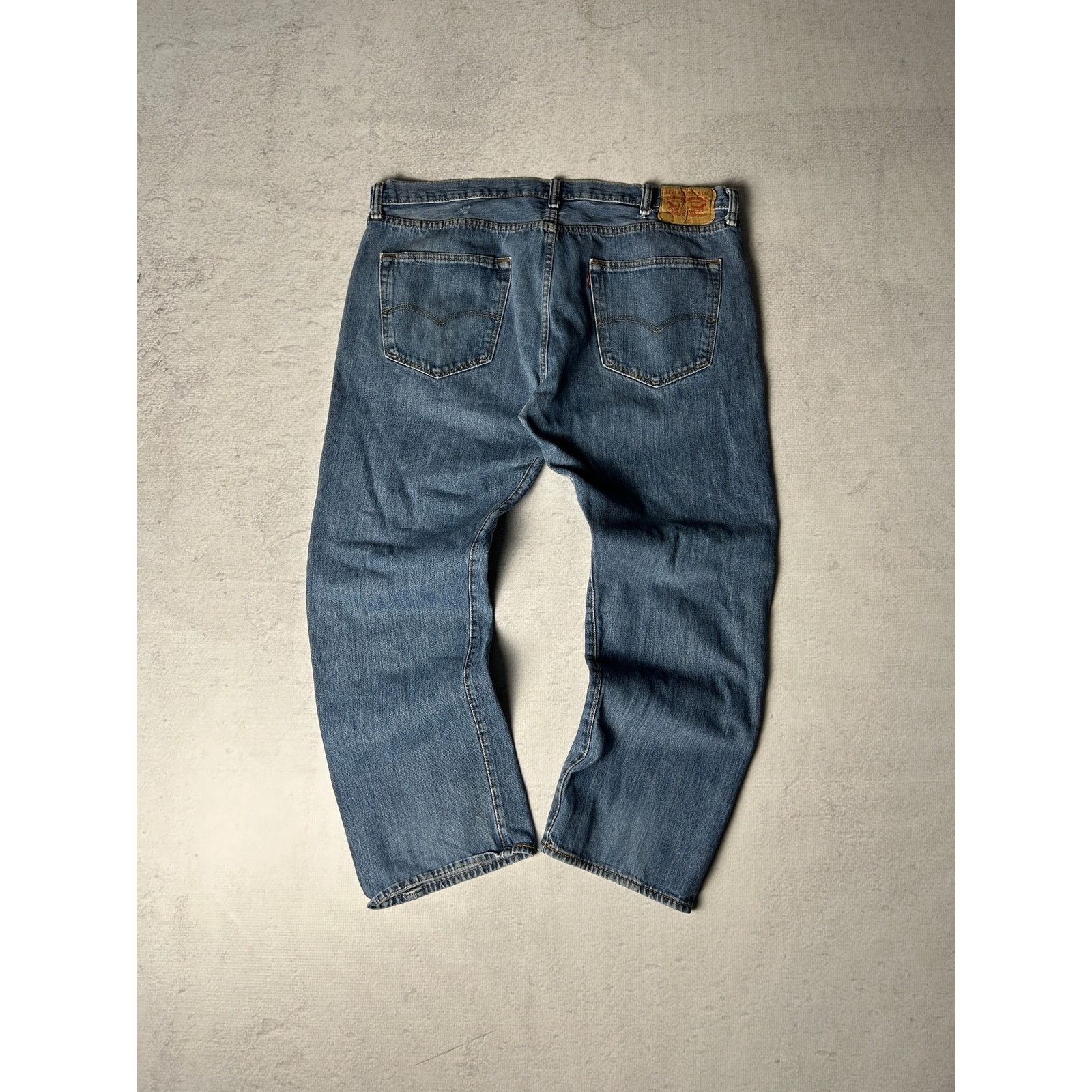 Levi's Vintage Levis 501 Denim Blue Regular Jeans For Men's 42Wx30L Size 42" / US 20 - 2 Thumbnail