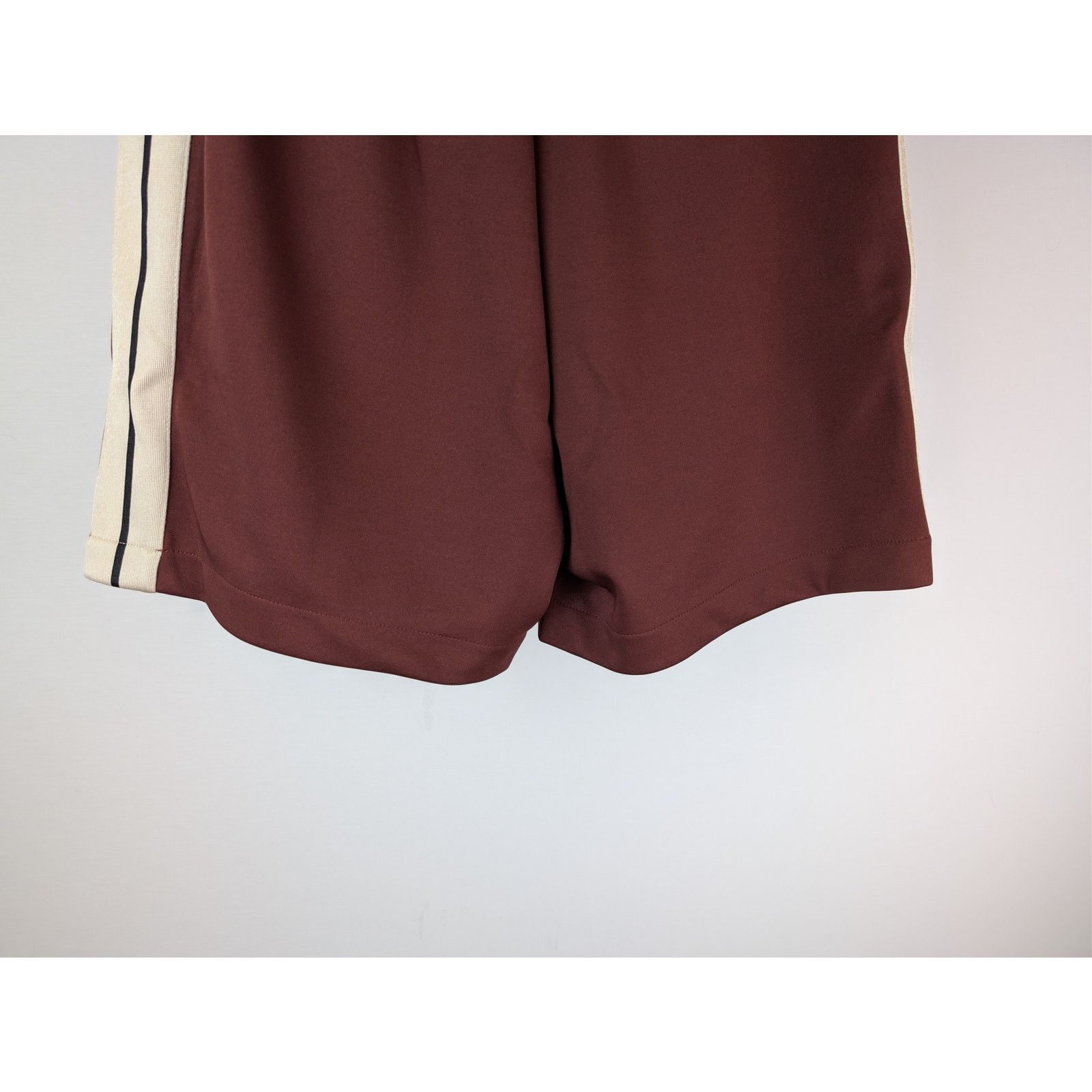 Palm Angels o1rshd1 Classic Logo Track Shorts in Burgundy / Off White Size US 36 / EU 52 - 11 Thumbnail
