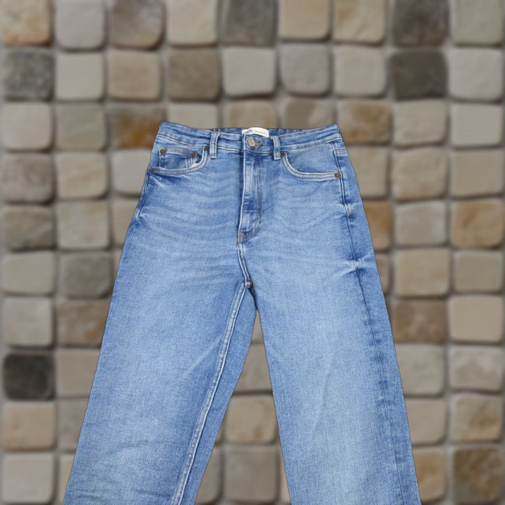 Zara Zara Jeans Womens 8 Light Blue Denim Skinny High Rise Zip Zipper Crop Regular Slim Fit? Size 30" / US 8 / IT 44 - 1 Thumbnail