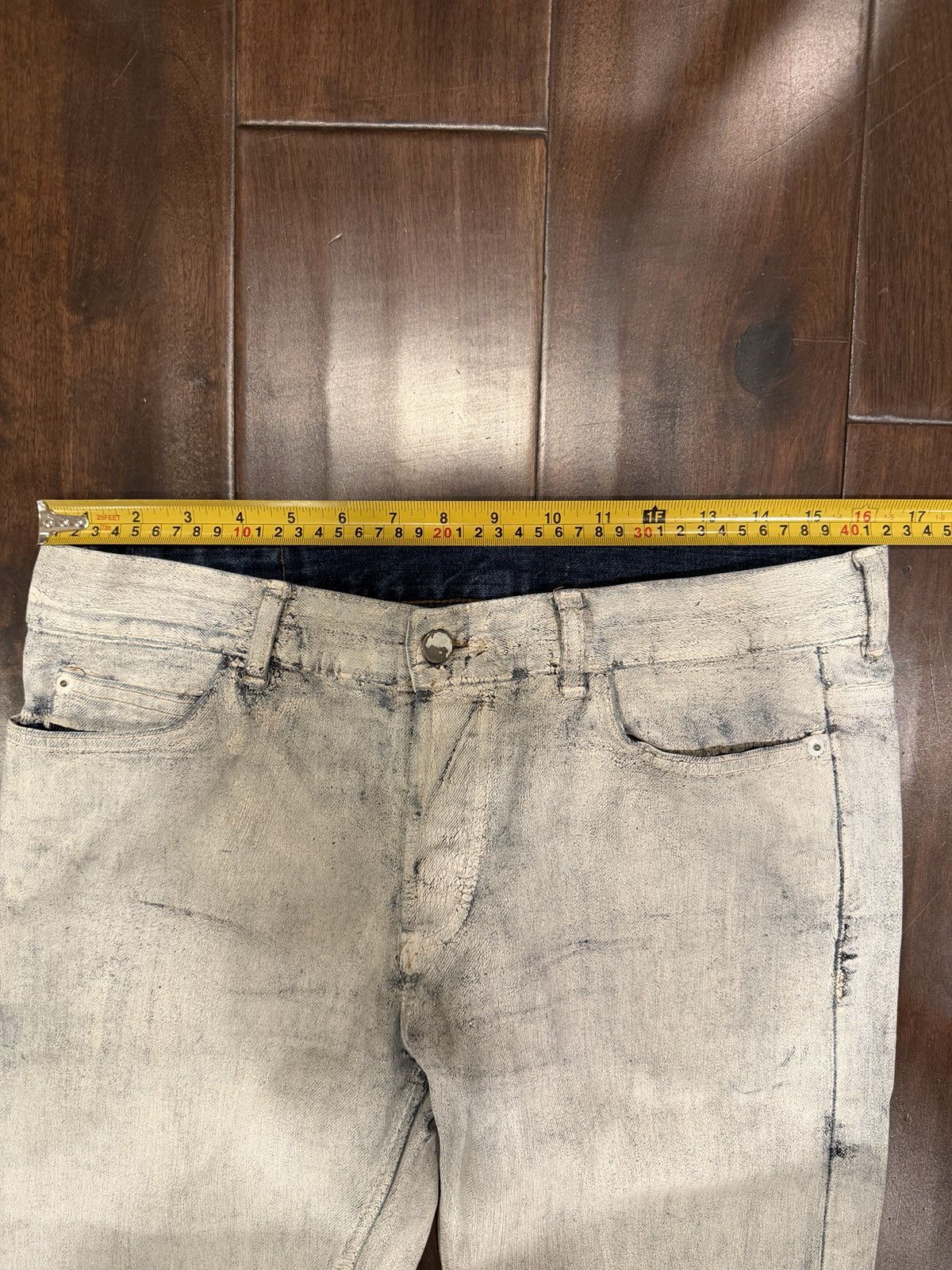H&M × Maison Margiela Maison Margiela H&M White Painted Paint Denim Jeans 31 Size US 31 - 6 Thumbnail