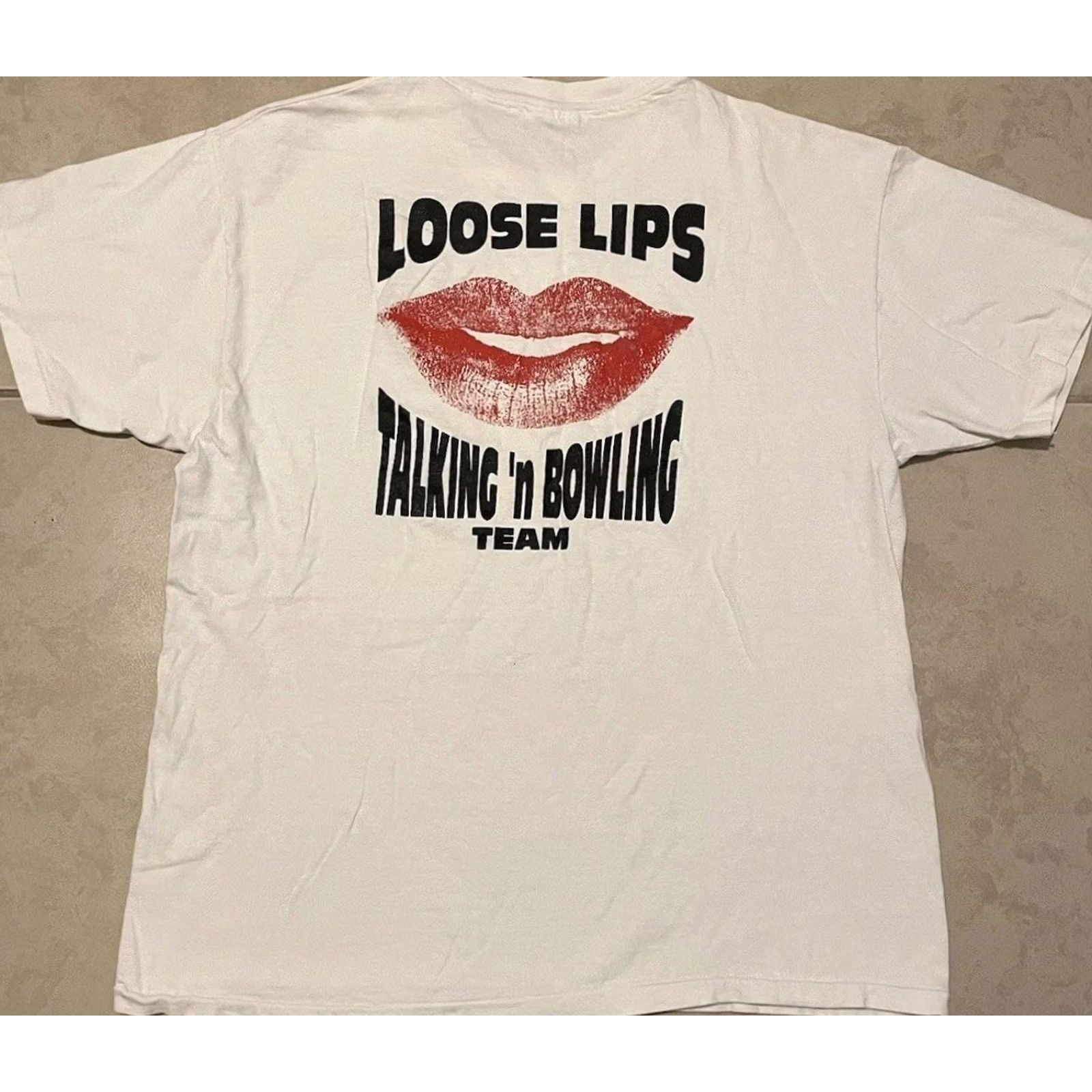 Vintage VINTAGE 90s Loose Lips Bowling Team Faded Shirt S USA Funny Bar Grunge 80s Shirt Mens Black? Size US S / EU 44-46 / 1 - 2 Thumbnail