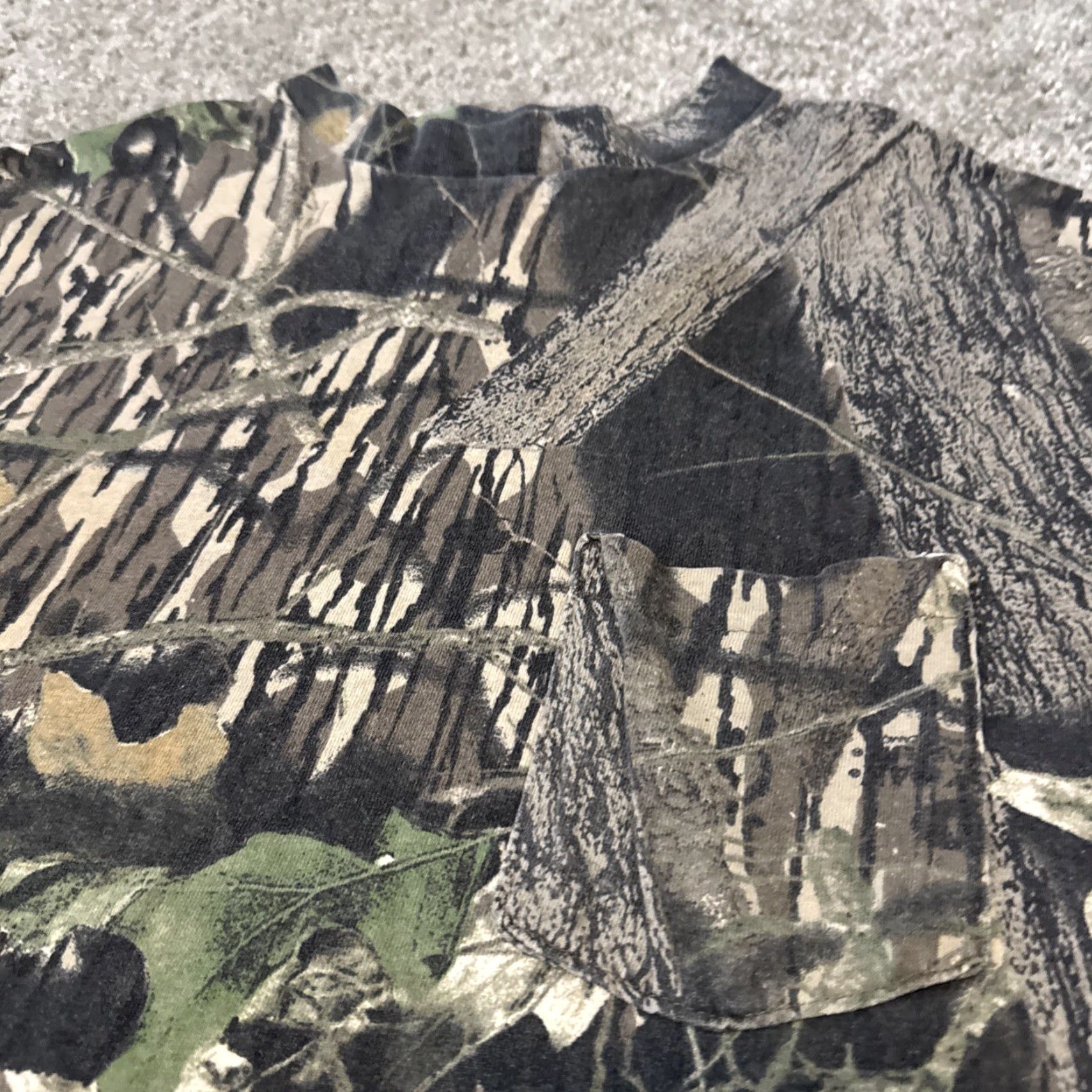 Vintage VINTAGE Mossy Oak Camo Camouflage Hunting Shirt XL Long Sleeve Pocket T-Shirt Mens Size US XL / EU 56 / 4 - 4 Thumbnail