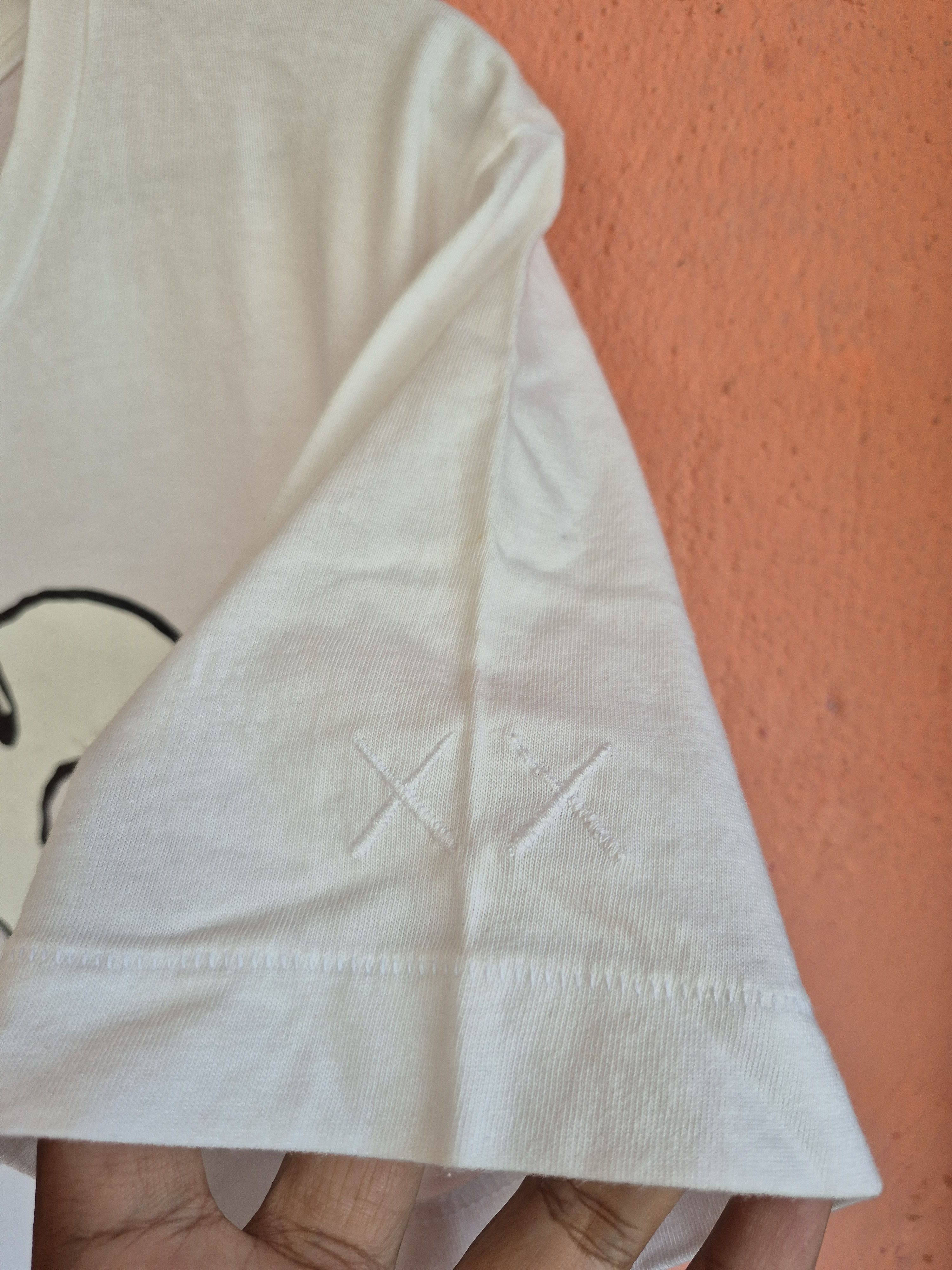 Kaws 🔥 Uniqlo Peanuts Snoopy Kaws Cartoon Designer Tee Size US L / EU 52-54 / 3 - 4 Thumbnail
