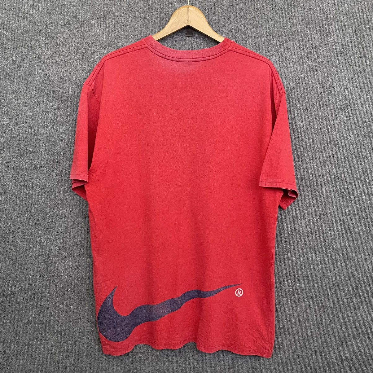Nike × Vintage 90s Nike Centre Swoosh T Shirt Big Swoosh At The Back Size US L / EU 52-54 / 3 - 6 Thumbnail
