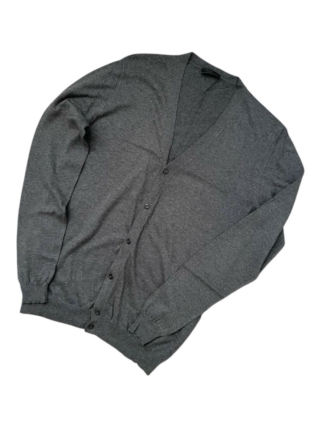 Prada Vintage Prada button gray cardigane luxury Size US M / EU 48-50 / 2 - 1 Thumbnail