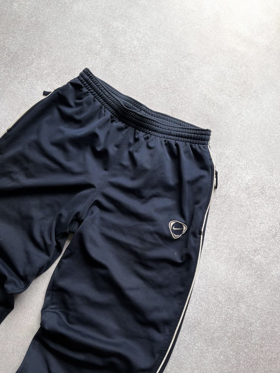 Nike × Vintage Vintage Nike Baggy Nylon Trackpants Y2K L Size US 34 / EU 50 - 2 Thumbnail
