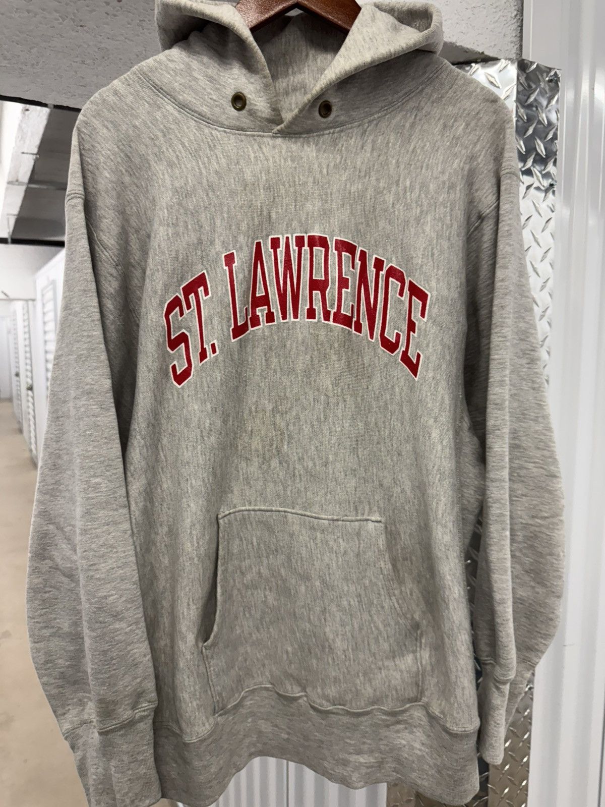 Champion Vintage St.Lawrence Champion Reverse Weave College Hoodie Size US XL / EU 56 / 4 - 2 Thumbnail