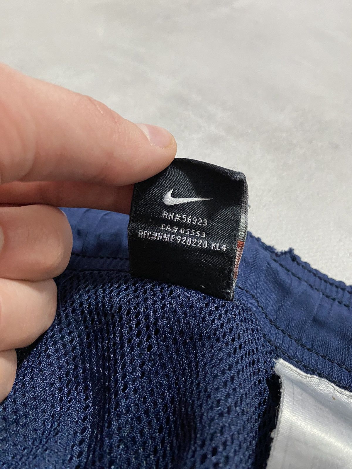Nike × Vintage Vintage Track Pants Nike Darkblue Swoosh Baggy Size US 36 / EU 52 - 8 Thumbnail