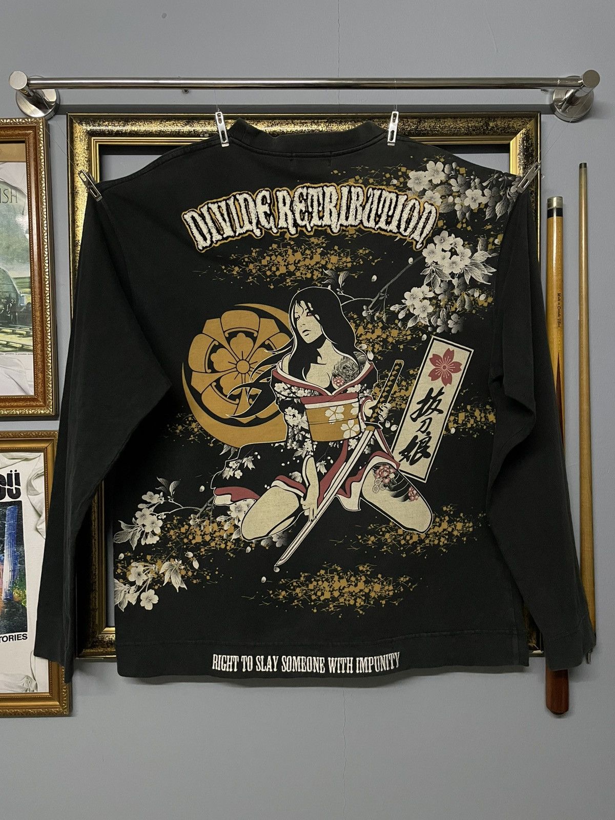 Designer × Japanese Brand × Vintage Vintage 1990s Japan Designer Karakuri Sukajan Embroidery Tee Size US L / EU 52-54 / 3 - 1 Thumbnail