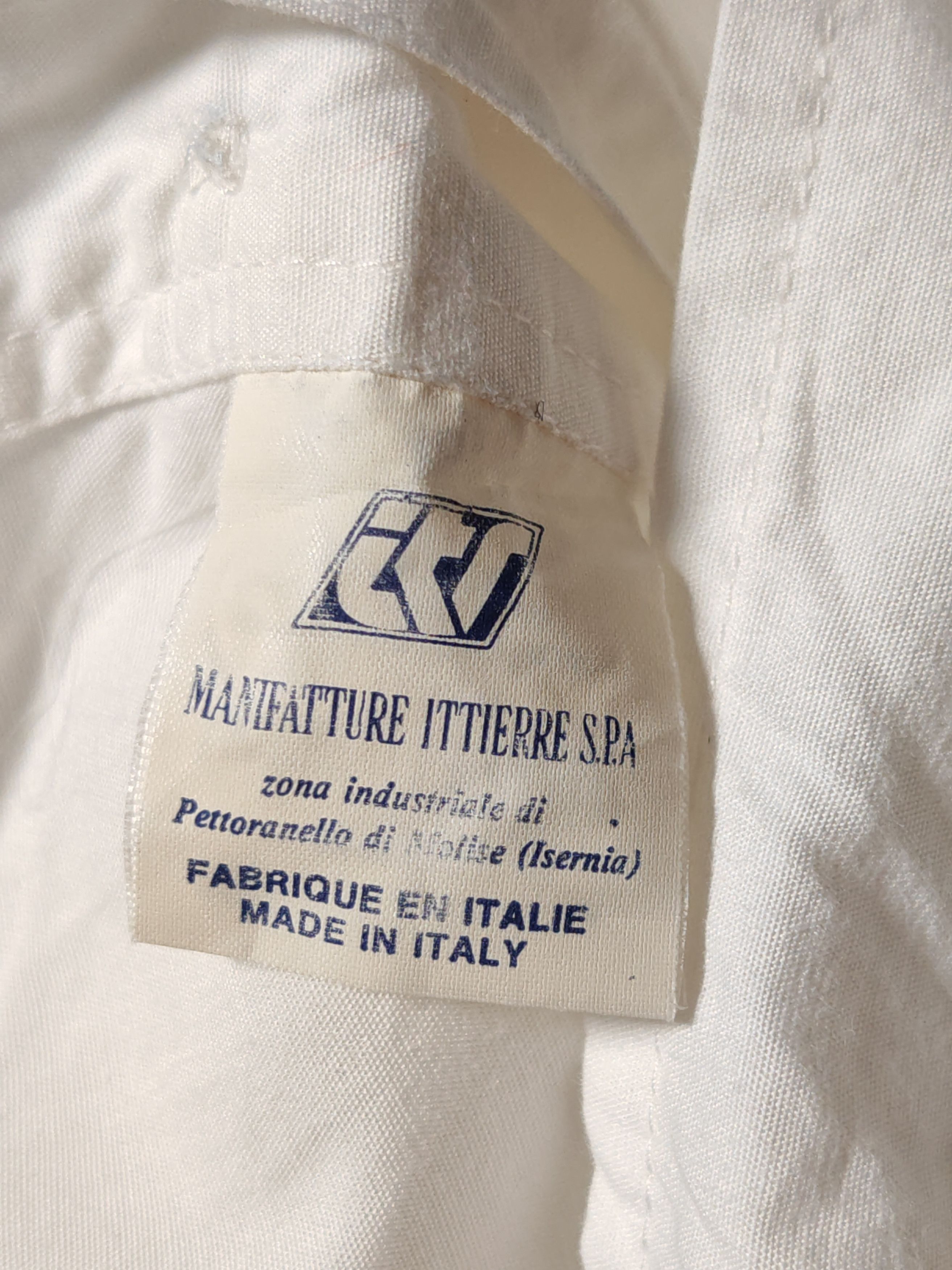 Versus Versace Versus Versace 90s All Gold Lion Shirts Long Sleeves Italy Size US L / EU 52-54 / 3 - 5 Thumbnail