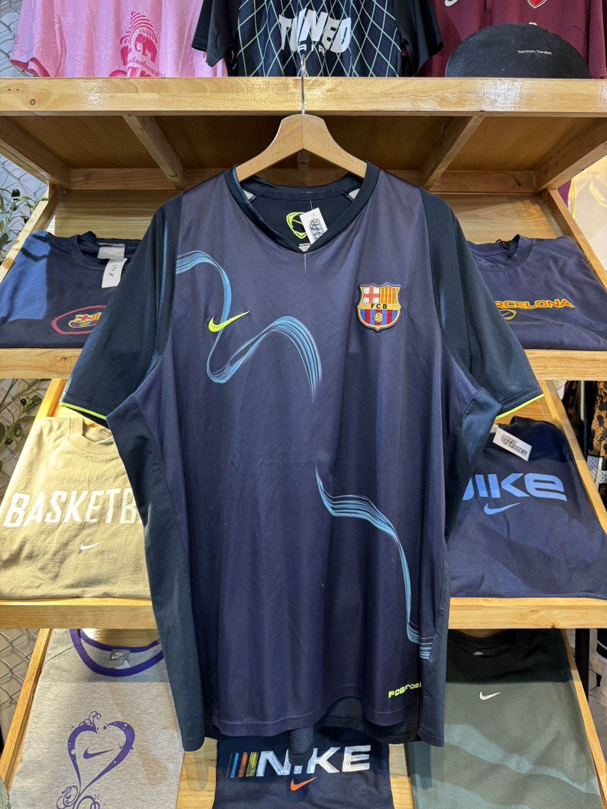 Vintage Vintage Barcelona 2008-09 Nike Total90 Training Jersey Size US XXL / EU 58 / 5 - 1 Thumbnail