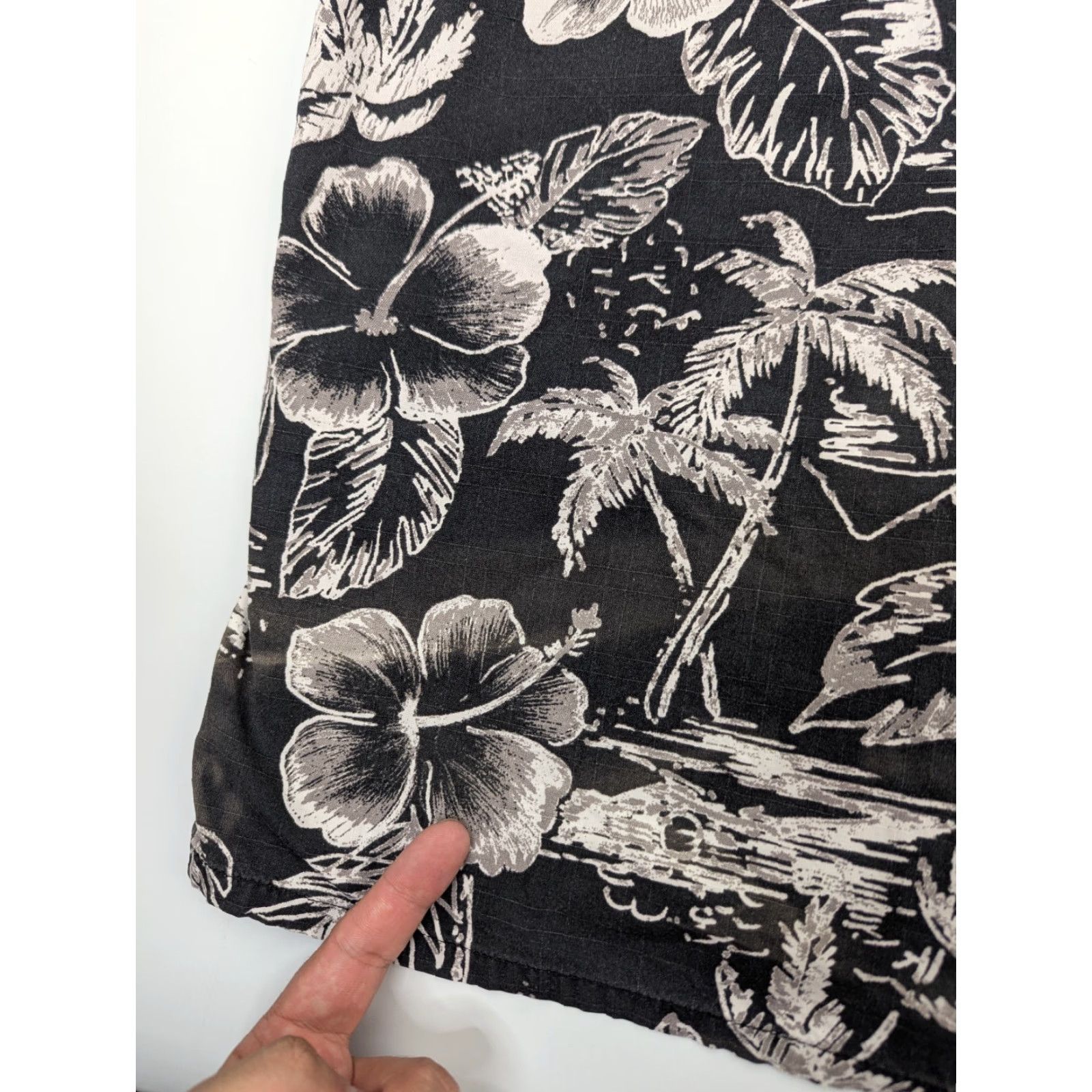 Ocean Pacific OP Ocean Pacific Hawaiian Shirt Men's L Black Floral Cotton Short Sleeve Size US L / EU 52-54 / 3 - 7 Thumbnail