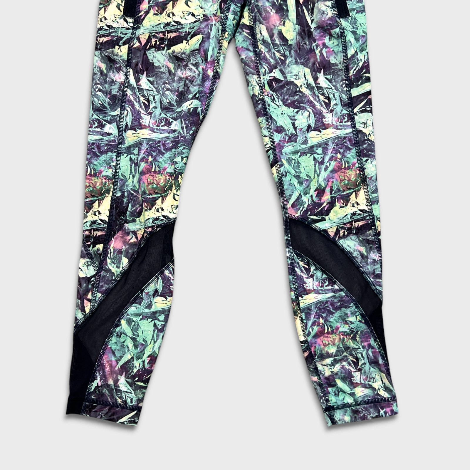 Lululemon Lululemon Inspire Tight II Full Luxtreme Mesh Yoga Legging Size 27" / US 4 / IT 40 - 4 Thumbnail