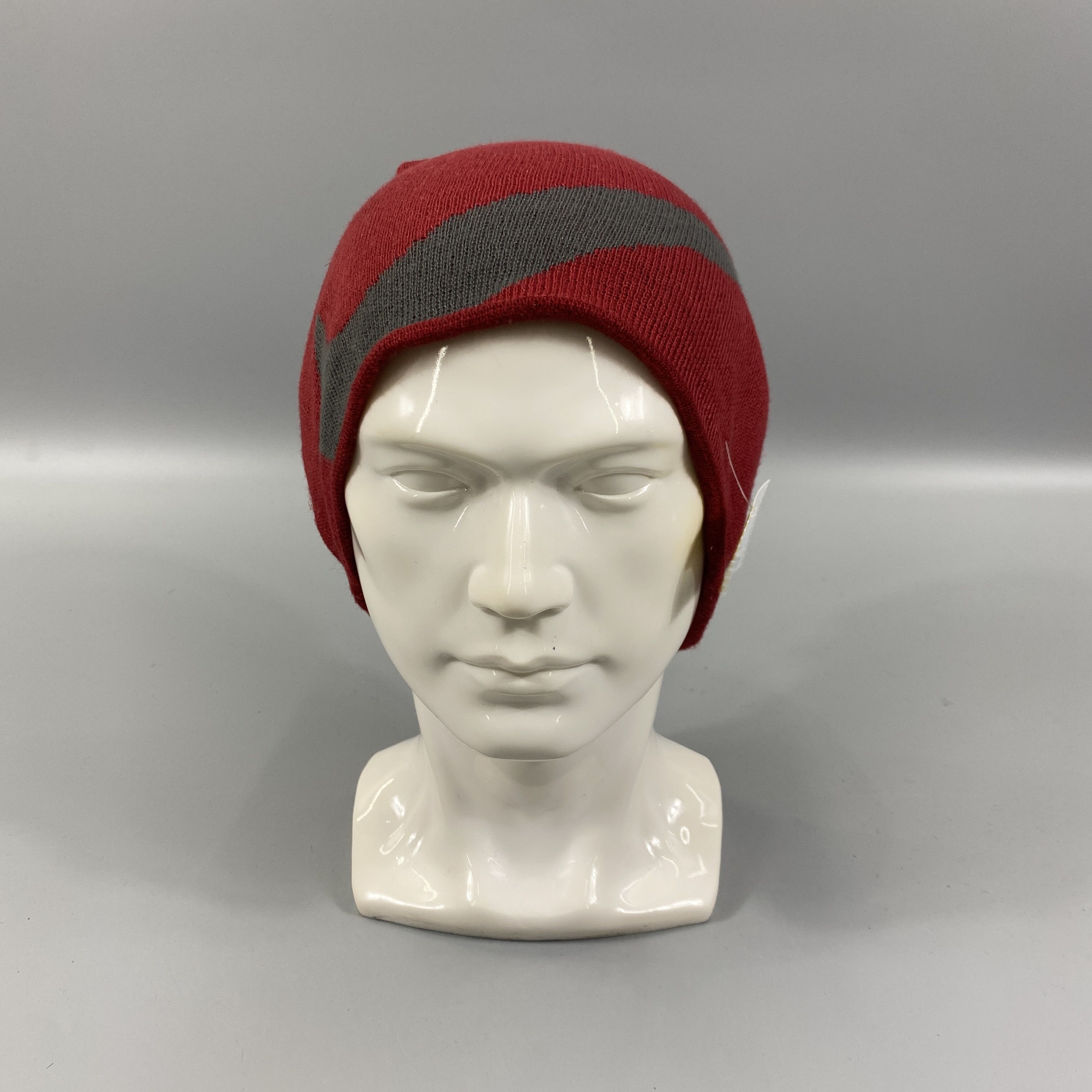 Nike Nike Big Swoosh Reversible Beanie Hat -BN1190 Size ONE SIZE - 6 Thumbnail