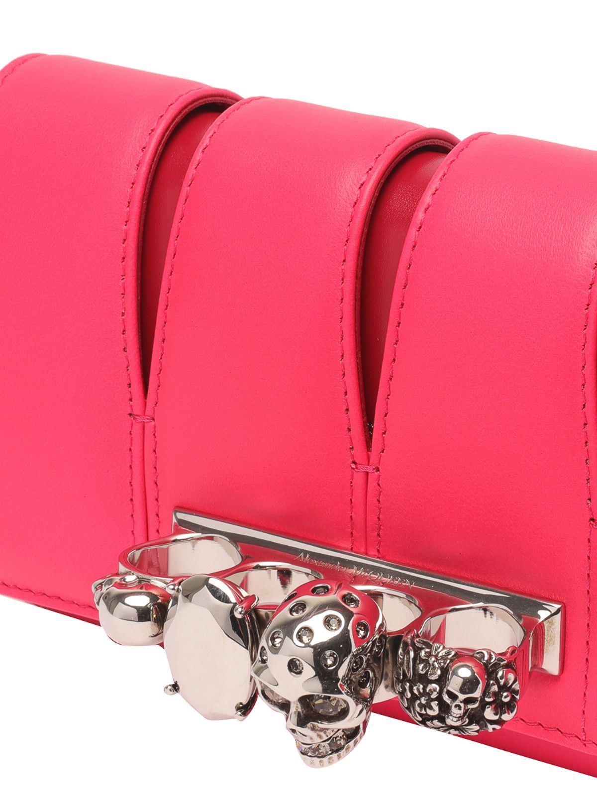 Alexander McQueen o1y0325 Size: OS / Cross-Body Bag in Fuchsia Size ONE SIZE - 4 Thumbnail