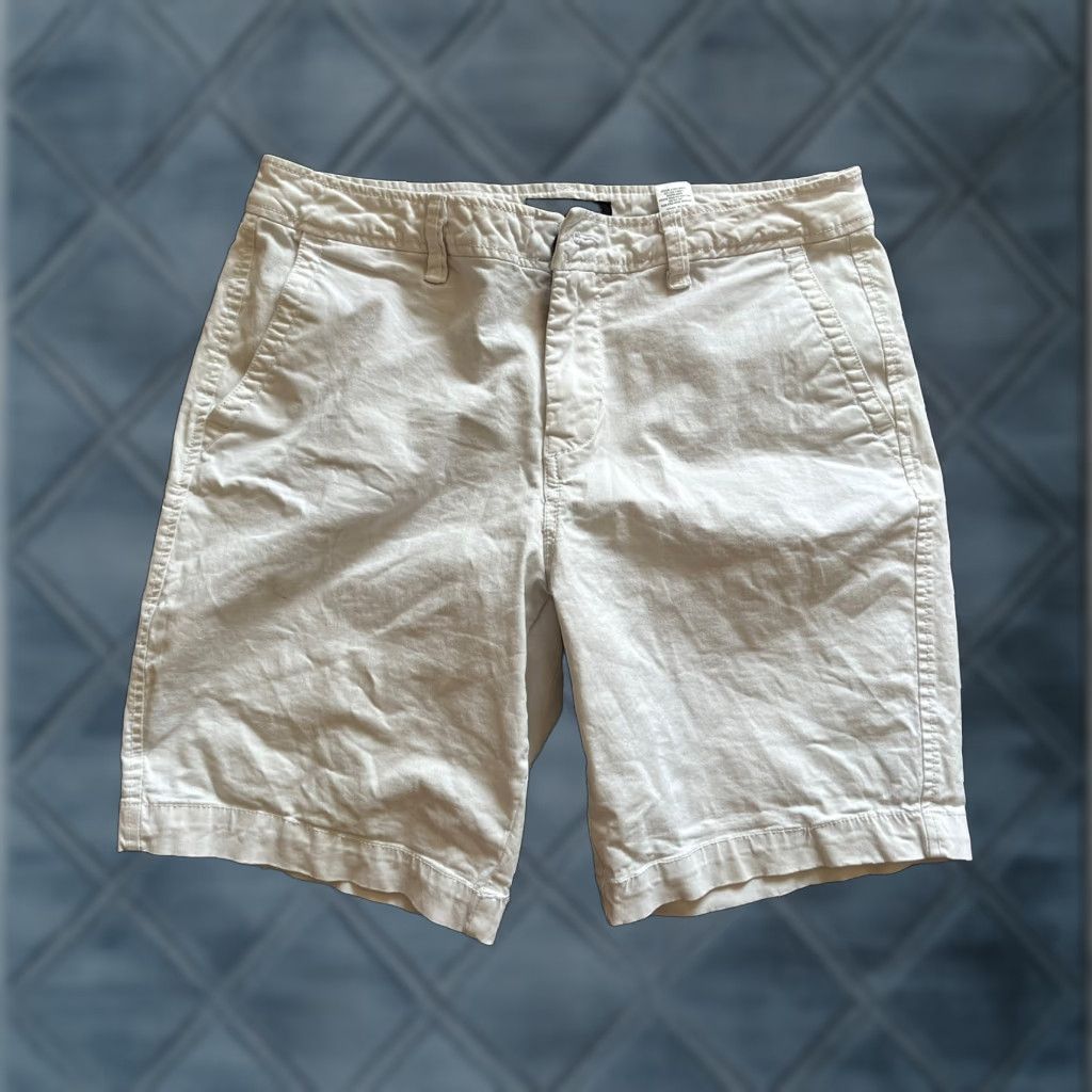 Vintage Aéropostale Mens Shorts White Solid EUC Sz 31 Longboard Chino Regular Adult 31 Mens Size US 31 - 1 Thumbnail