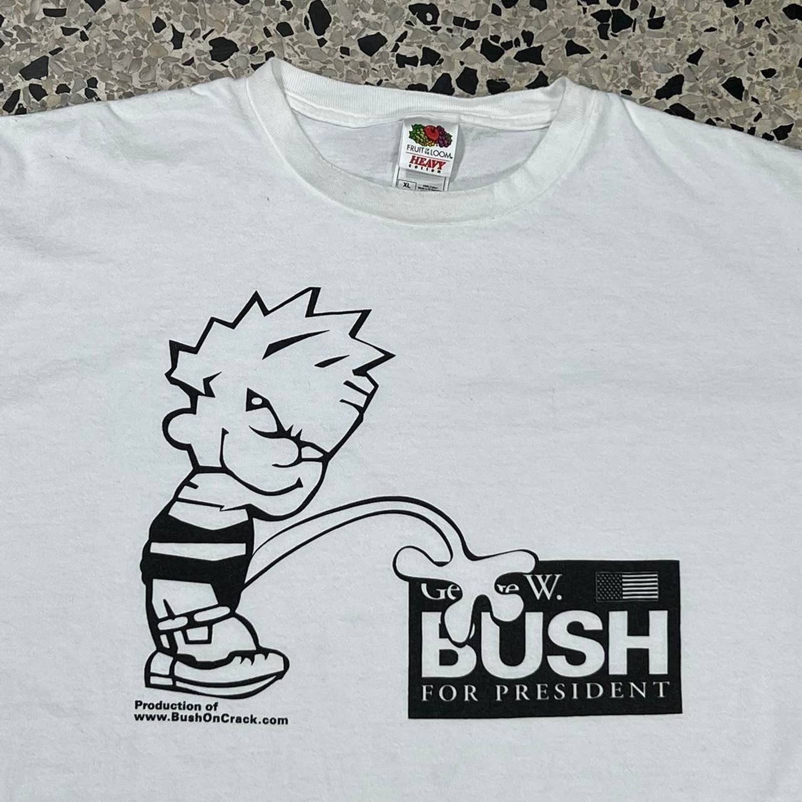 Fruit Of The Loom VINTAGE Y2K CALVIN PEEING ON GEORGE W BUSH PROMO TEE Size US XL / EU 56 / 4 - 2 Thumbnail