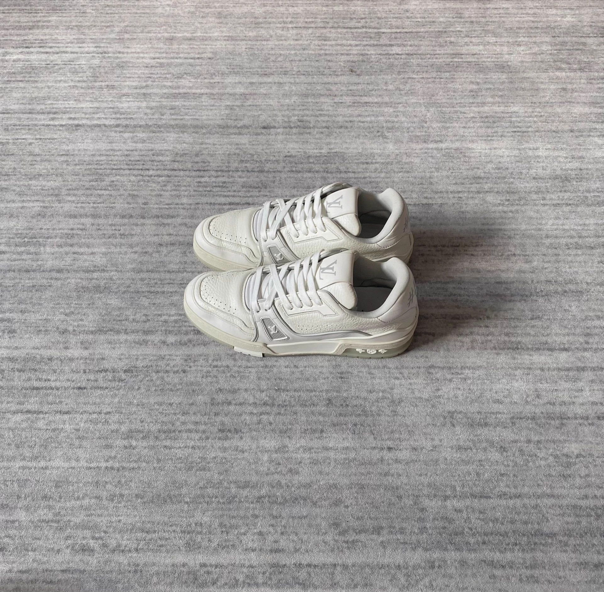 Louis Vuitton LV White Vintage Trainer Size UK6 (Nike 40-41) 3W Size US 7 / EU 40 - 3 Thumbnail