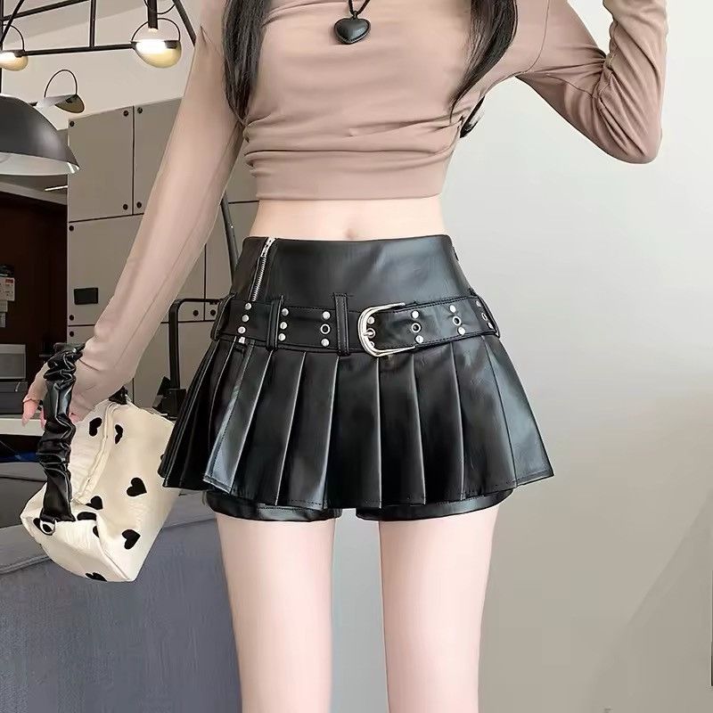 Leather PU Leather Dark Hotsweet Style Solid Color Skirts Size 27" / US 4 / IT 40 - 3 Thumbnail