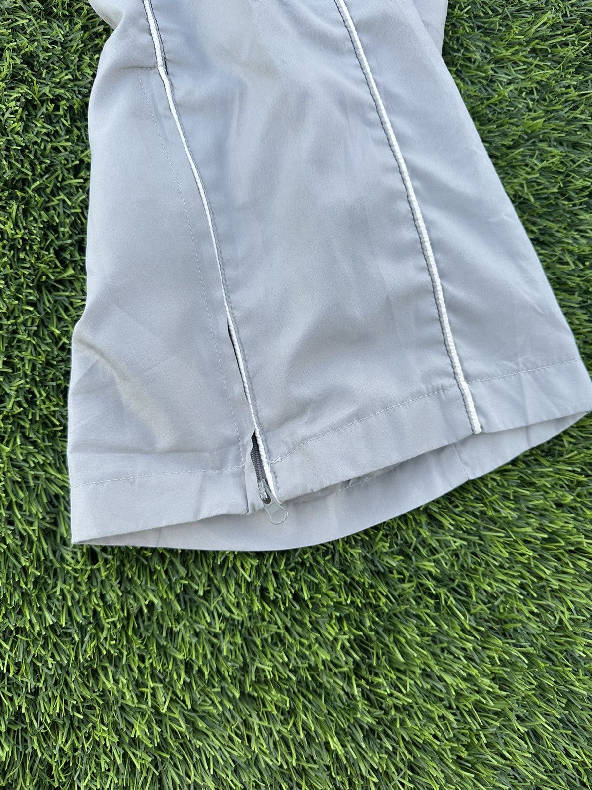 Japanese Brand × Vintage Vintage archive style gray baggy track pants Size US 36 / EU 52 - 2 Thumbnail