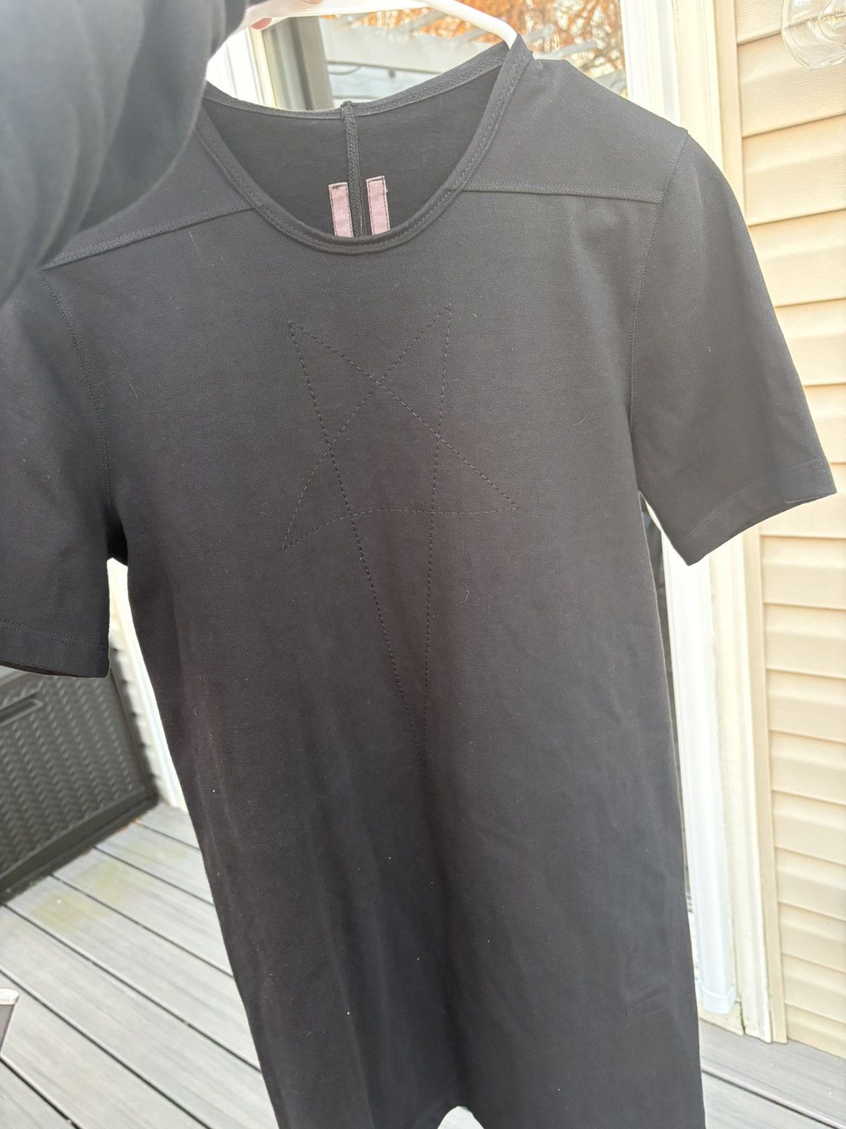 Rick Owens Drkshdw FW15 Level Tee With Pentagram Stitch Size US S / EU 44-46 / 1 - 1 Thumbnail