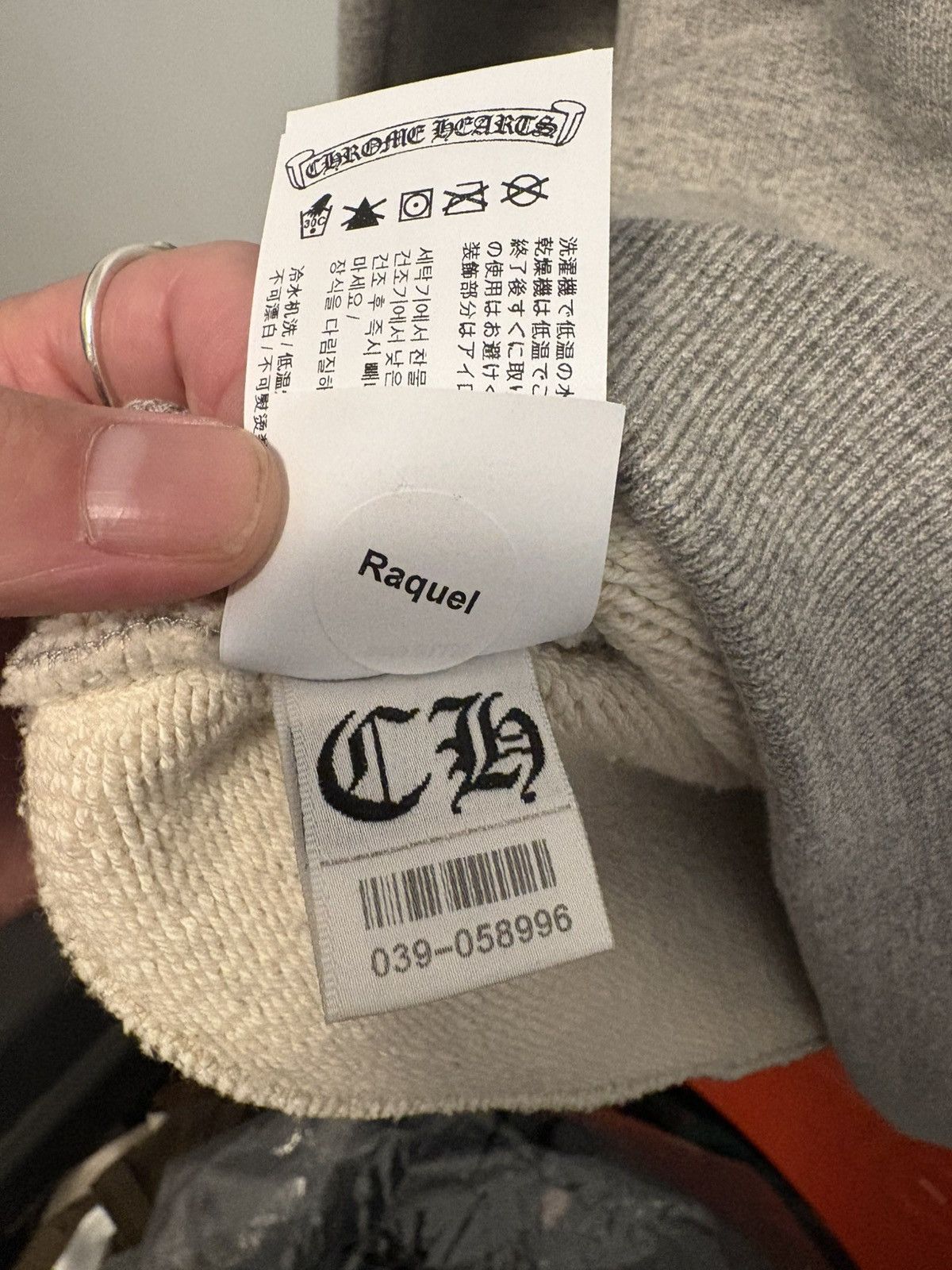 Chrome Hearts Chrome hearts scroll label cemetery cross crewneck grey M Size US M / EU 48-50 / 2 - 6 Thumbnail