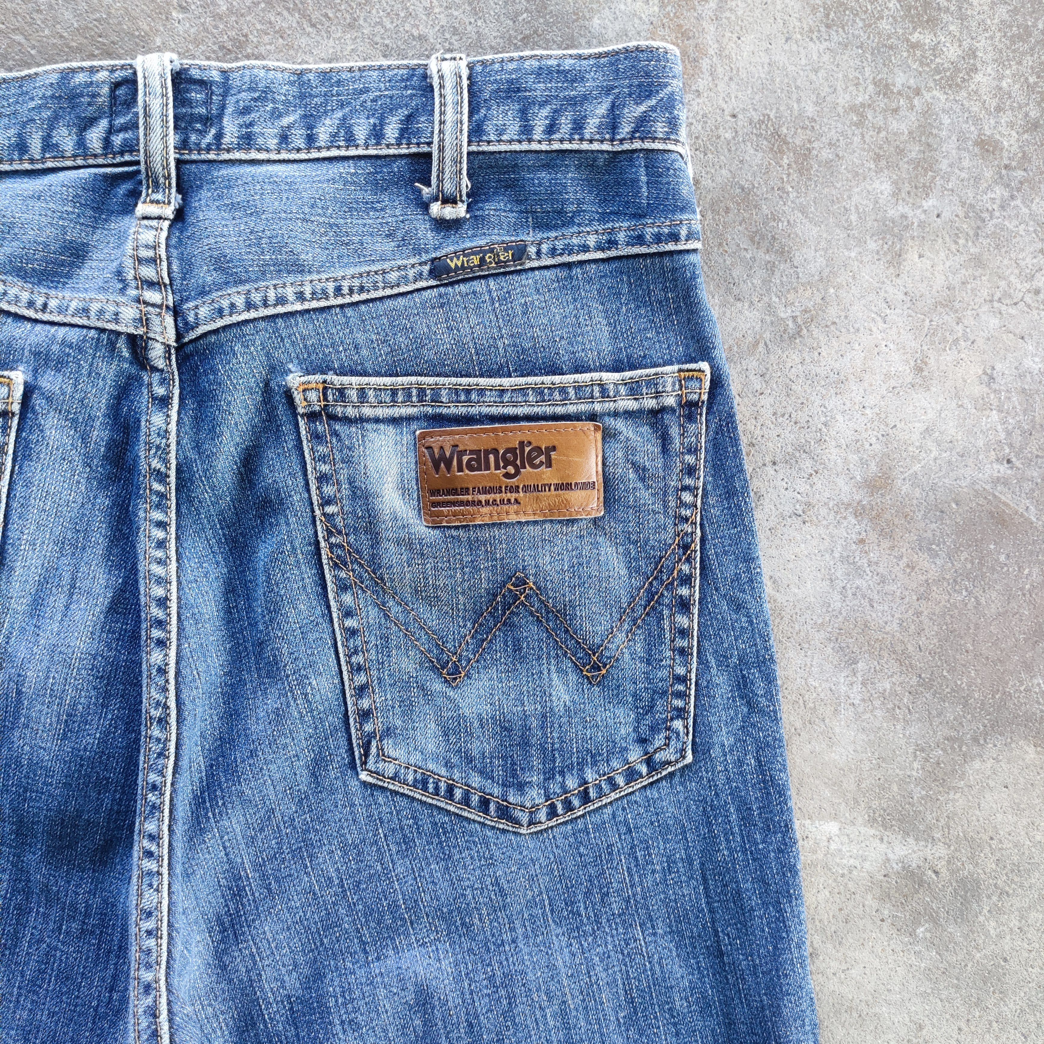 Wrangler Vintage Wrangler Brand Jeans Ripped Faded pants Size US 33 - 11 Thumbnail