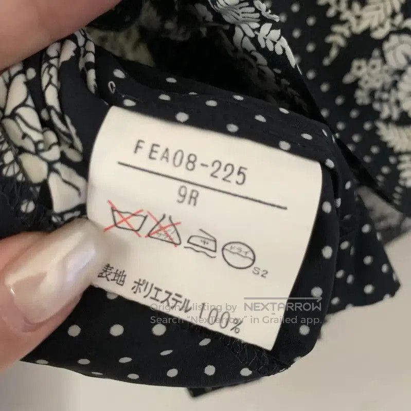 Burberry Burberry Women's Black Floral Cardigan. Size M / US 6-8 / IT 42-44 - 6 Thumbnail