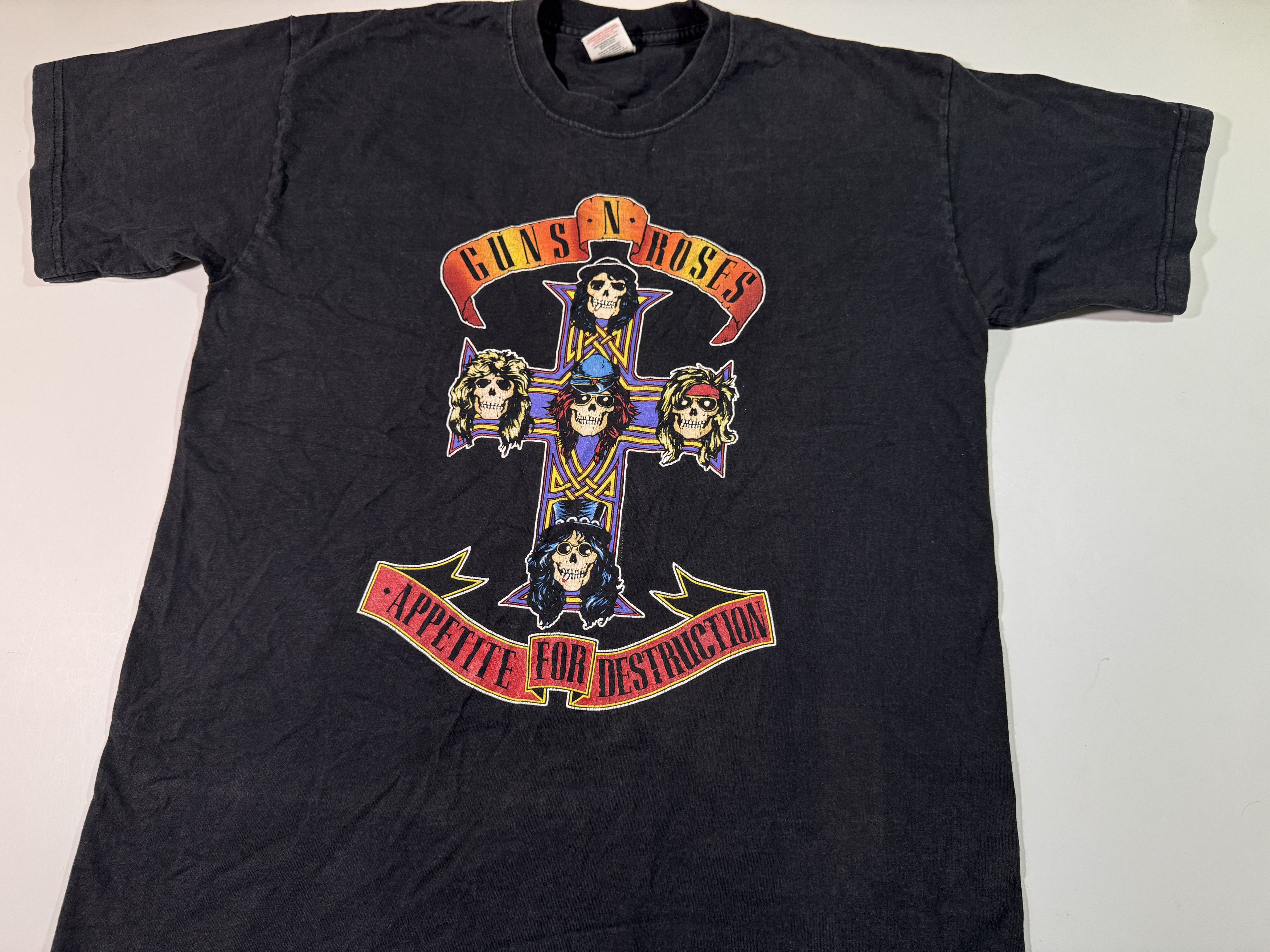 Vintage Vintage 2004 Guns n' Roses T-shirt Size US M / EU 48-50 / 2 - 3 Thumbnail