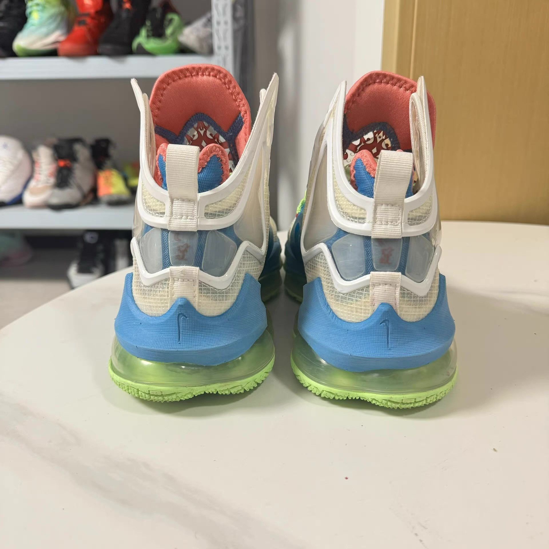 Nike Nike Zoom LeBron 19 Q11 Size US 7 / EU 40 - 3 Thumbnail